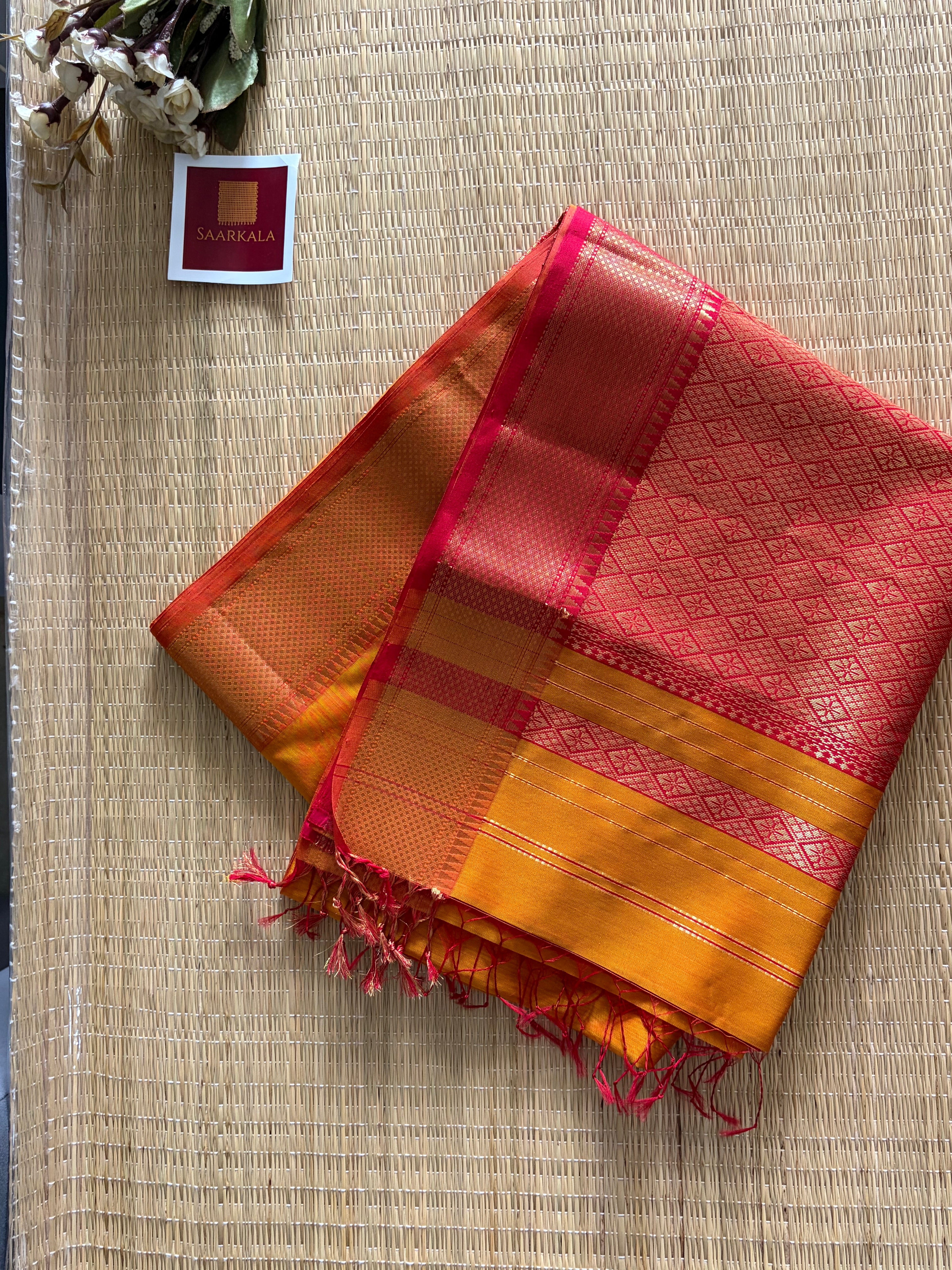Jala Pallu Mustard Maheshwari Handloom Saree