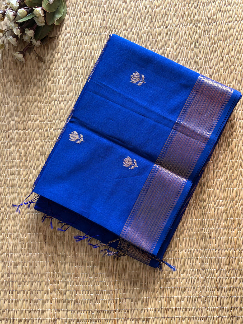 Royal Blue Lotus Maheshwari Handloom Saree
