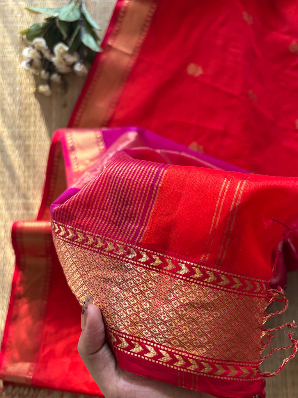 Lotus Rust Magenta Pallu Maheshwari Handwoven Saree