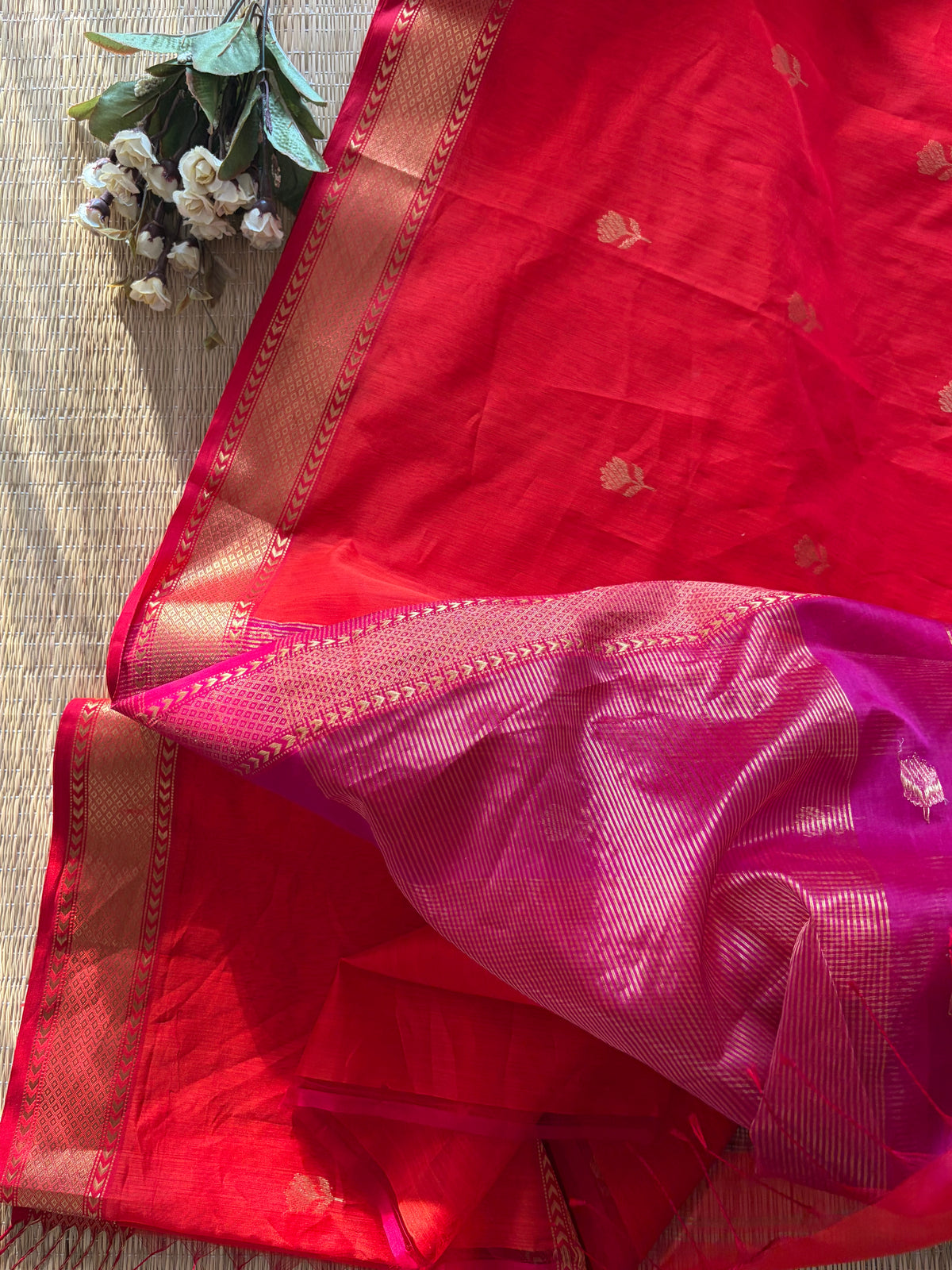 Lotus Rust Magenta Pallu Maheshwari Handwoven Saree