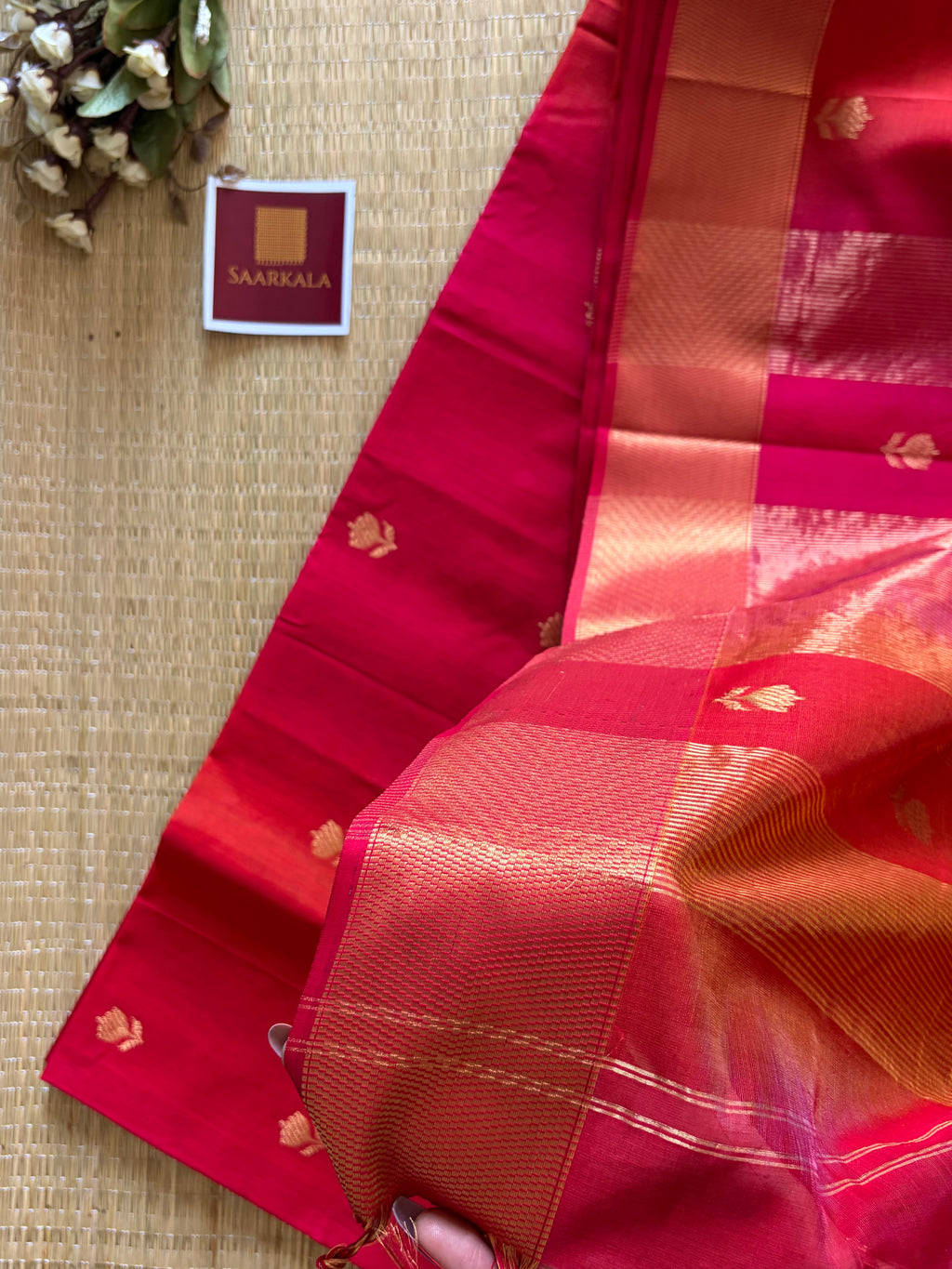 Rani Pink Dual Tone Maheshwari Lotus Buta Maheshwari Handloom Saree