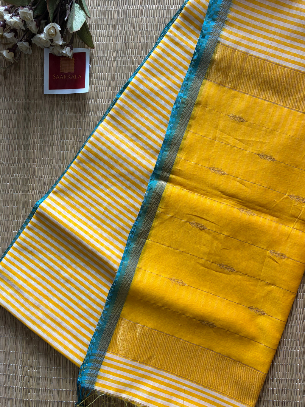 Gingham Butter Yellow Maheshwari Handloom Saree