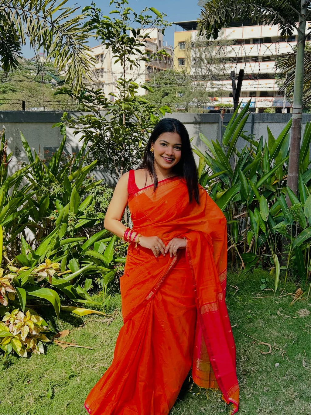 Sayali Orange Pink Chameli Maheshwari Handloom Saree