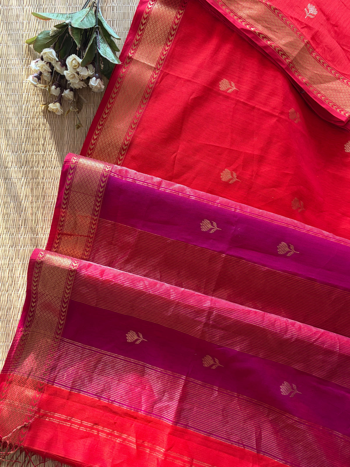 Lotus Rust Magenta Pallu Maheshwari Handwoven Saree