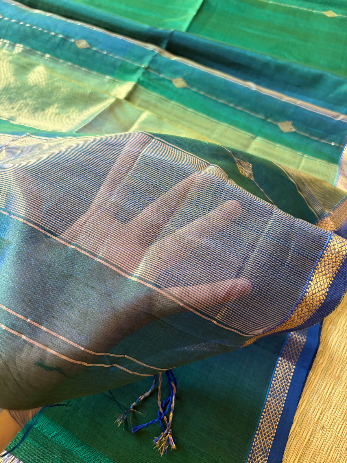 Rama Green Dual Shaded Maheshwari Handwoven Saree with Gold Zari Border