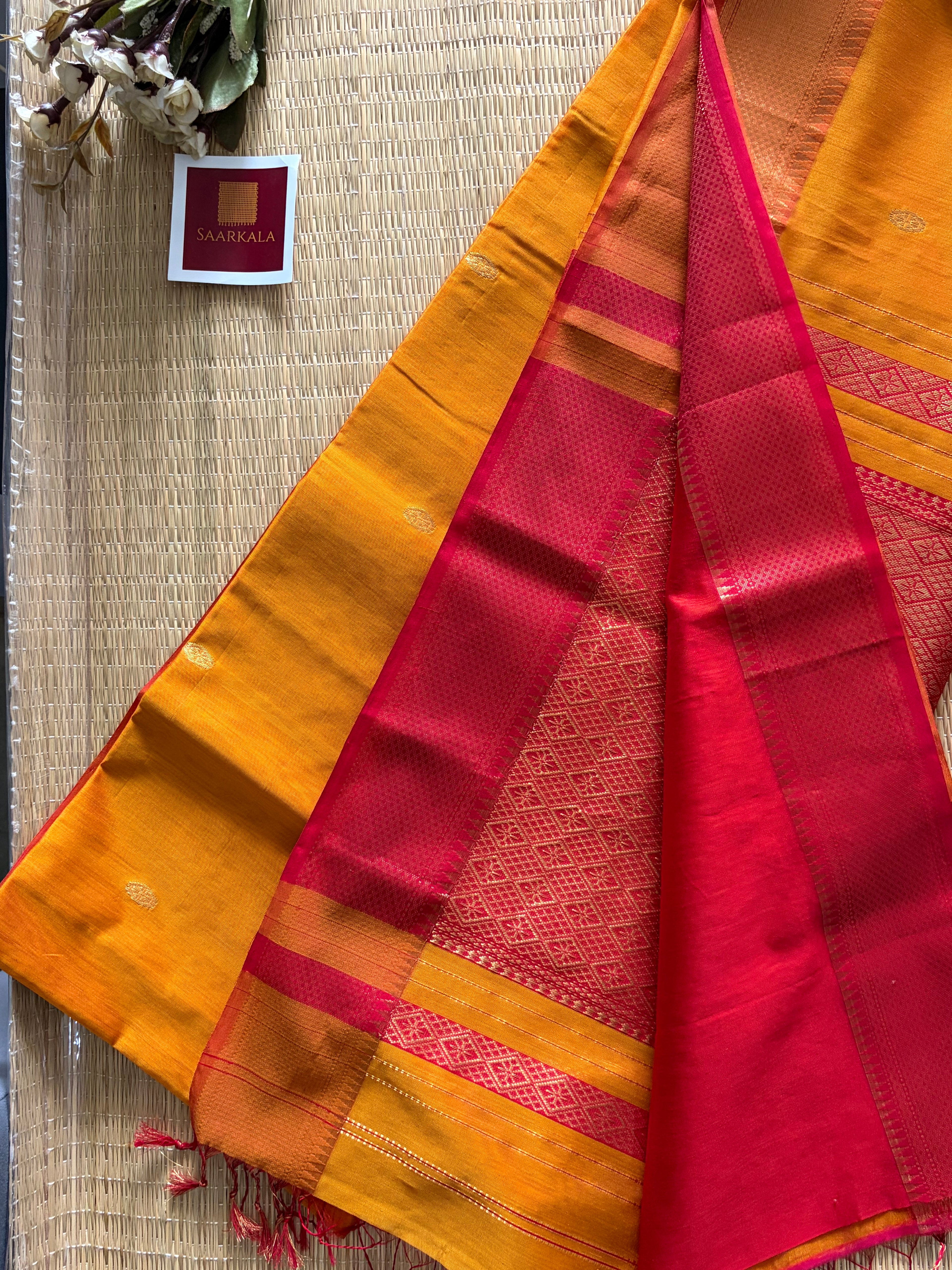 Jala Pallu Mustard Maheshwari Handloom Saree