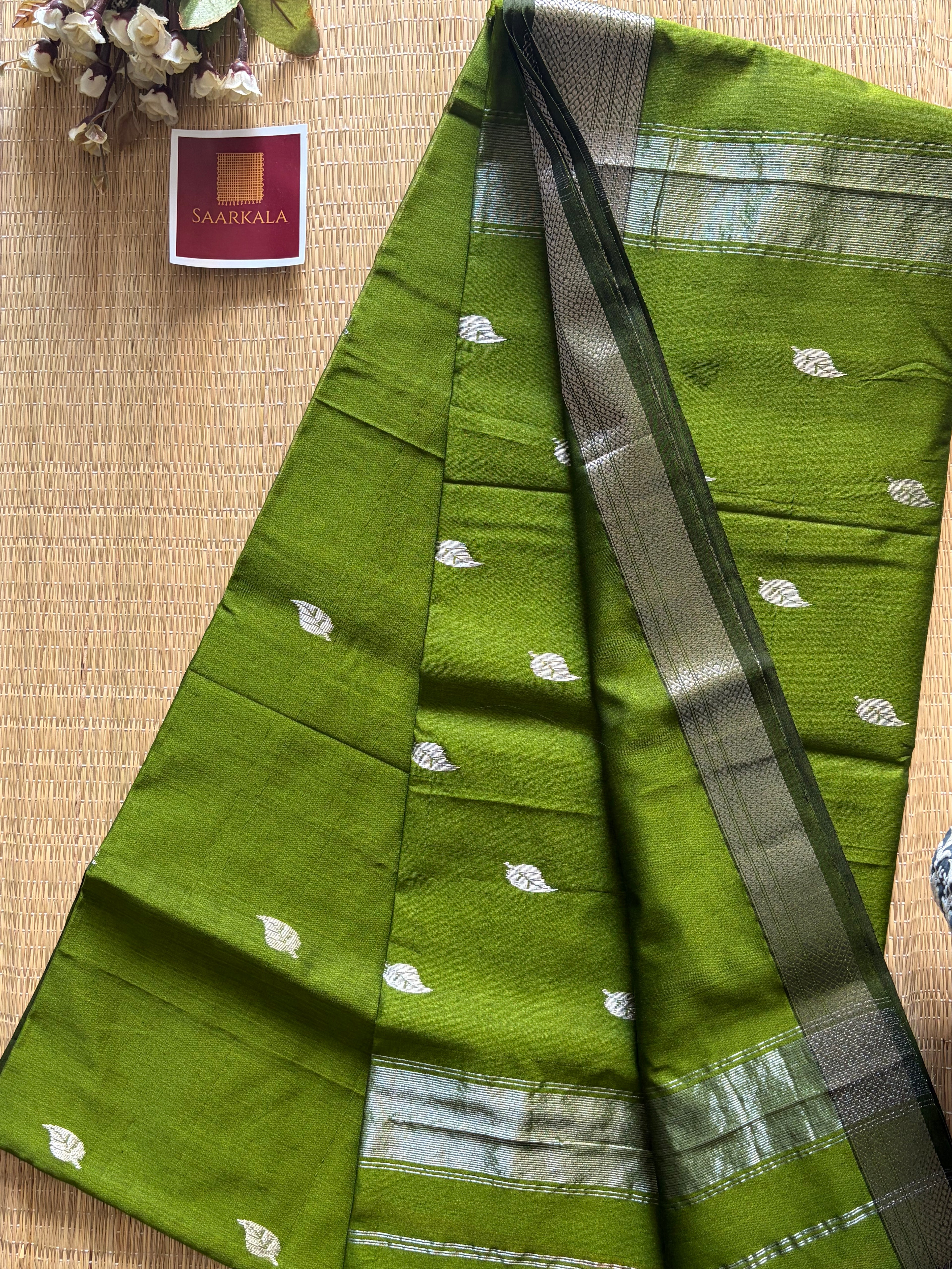 Patti Mint Green Maheshwari silk and cotton Saree