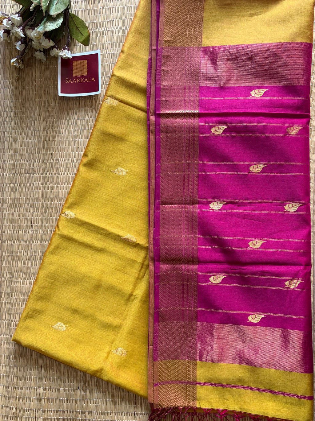 Patti Mustard Gold Yellow Maheshwari silk and cotton Saree
