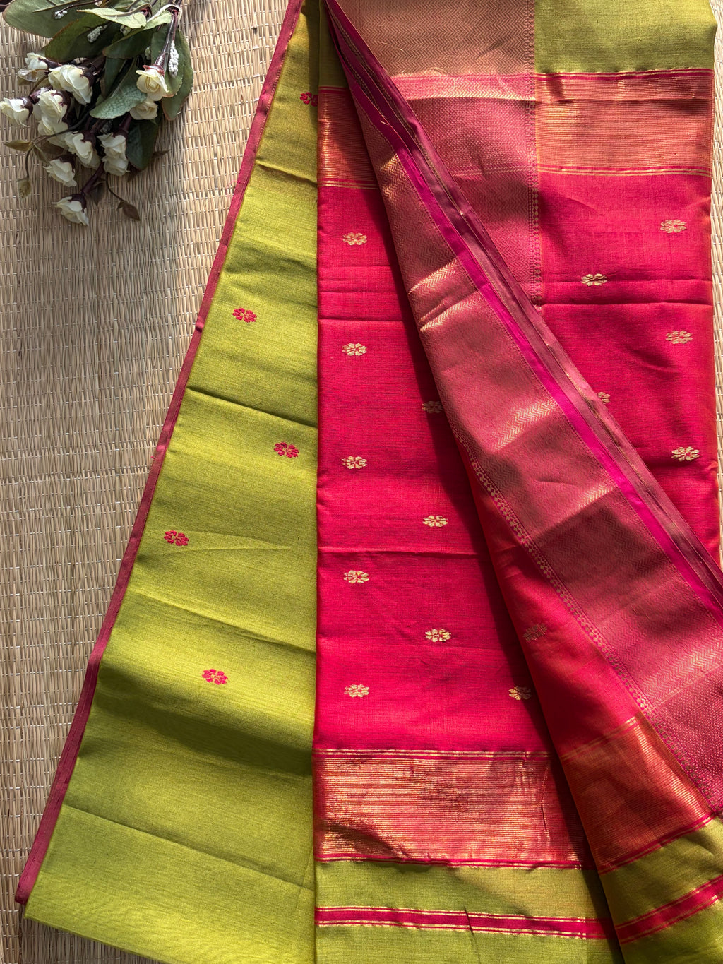 Pista Pink Buta Big Border Maheshwari Handloom Saree