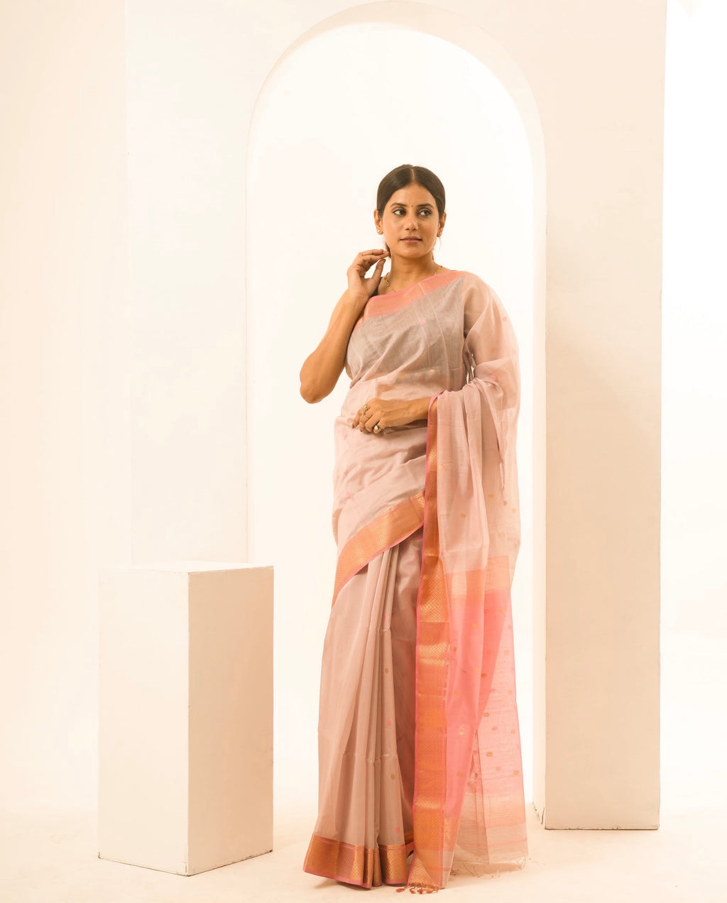 Sikka Pink Maheshwari Handloom Saree