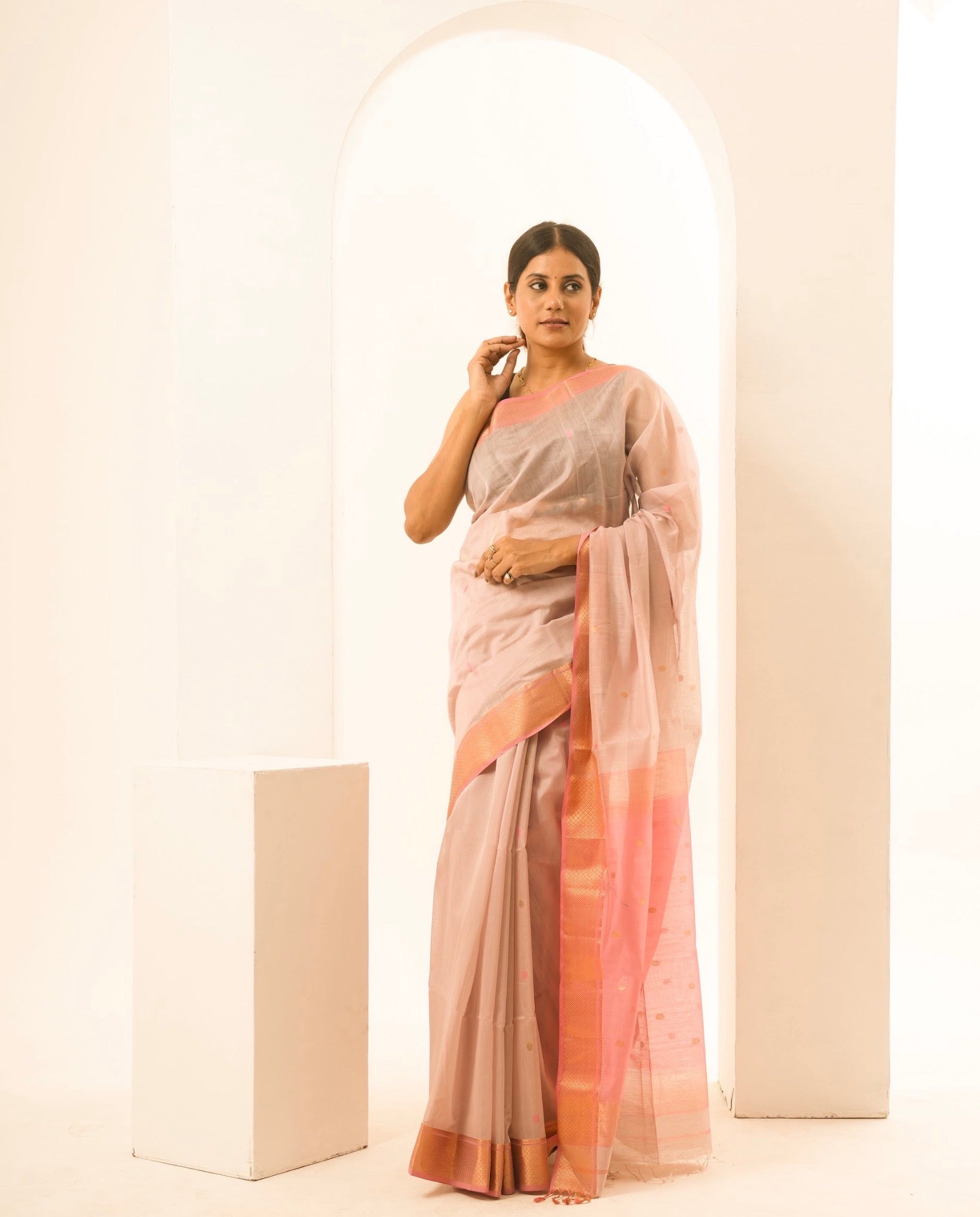 Sikka Pink Maheshwari Handloom Saree