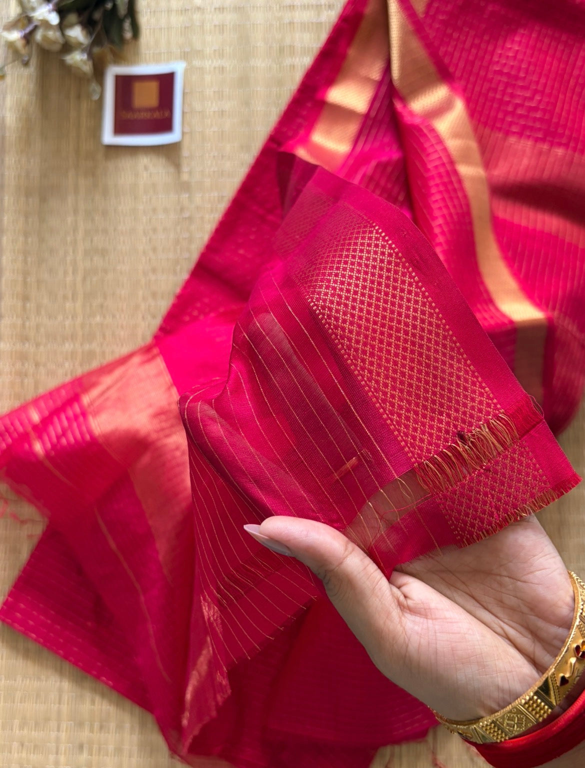 Rani Checked Maheshwari Handwoven Saree with Gold Zari Border
