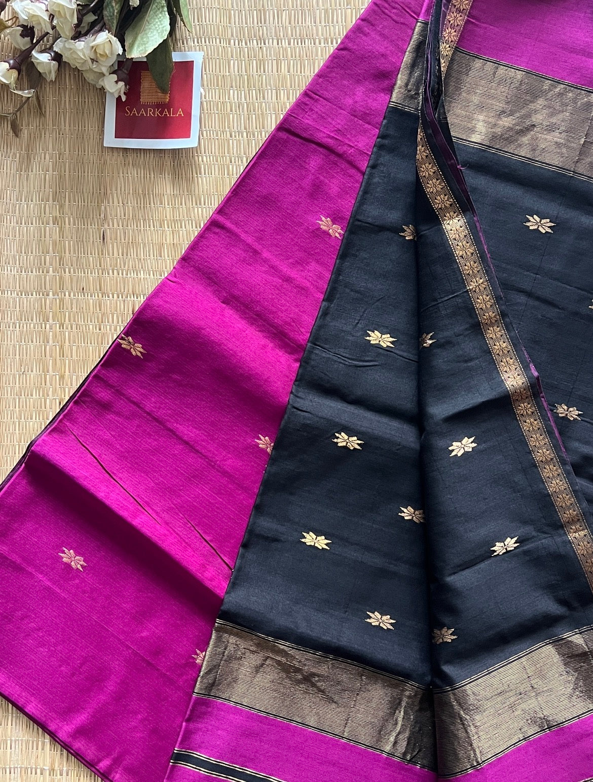Chameli Magenta Black Maheshwari Handwoven Saree with Gold Zari Border