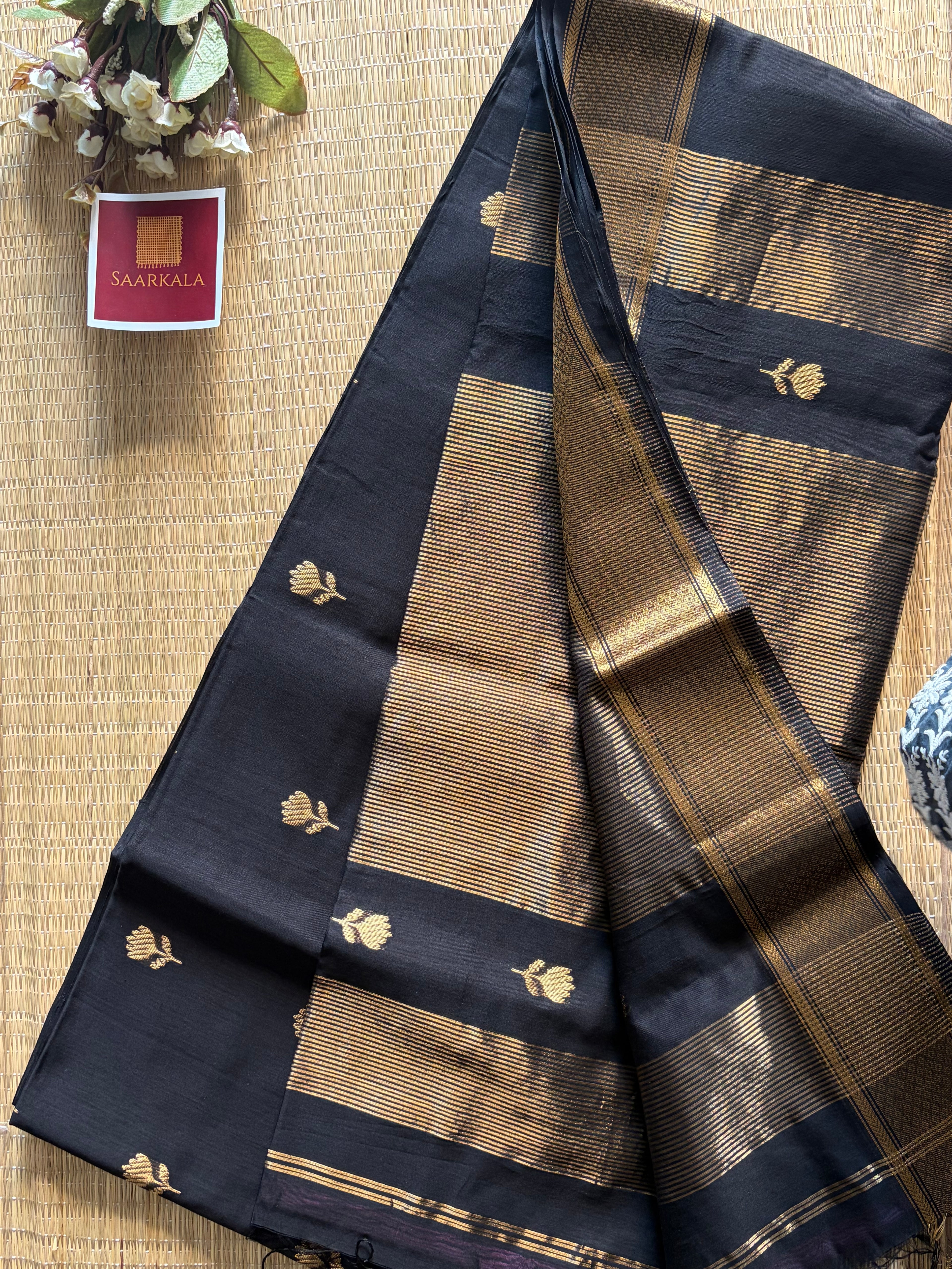 Black Maheshwari silk and cotton Lotus Butta Saree