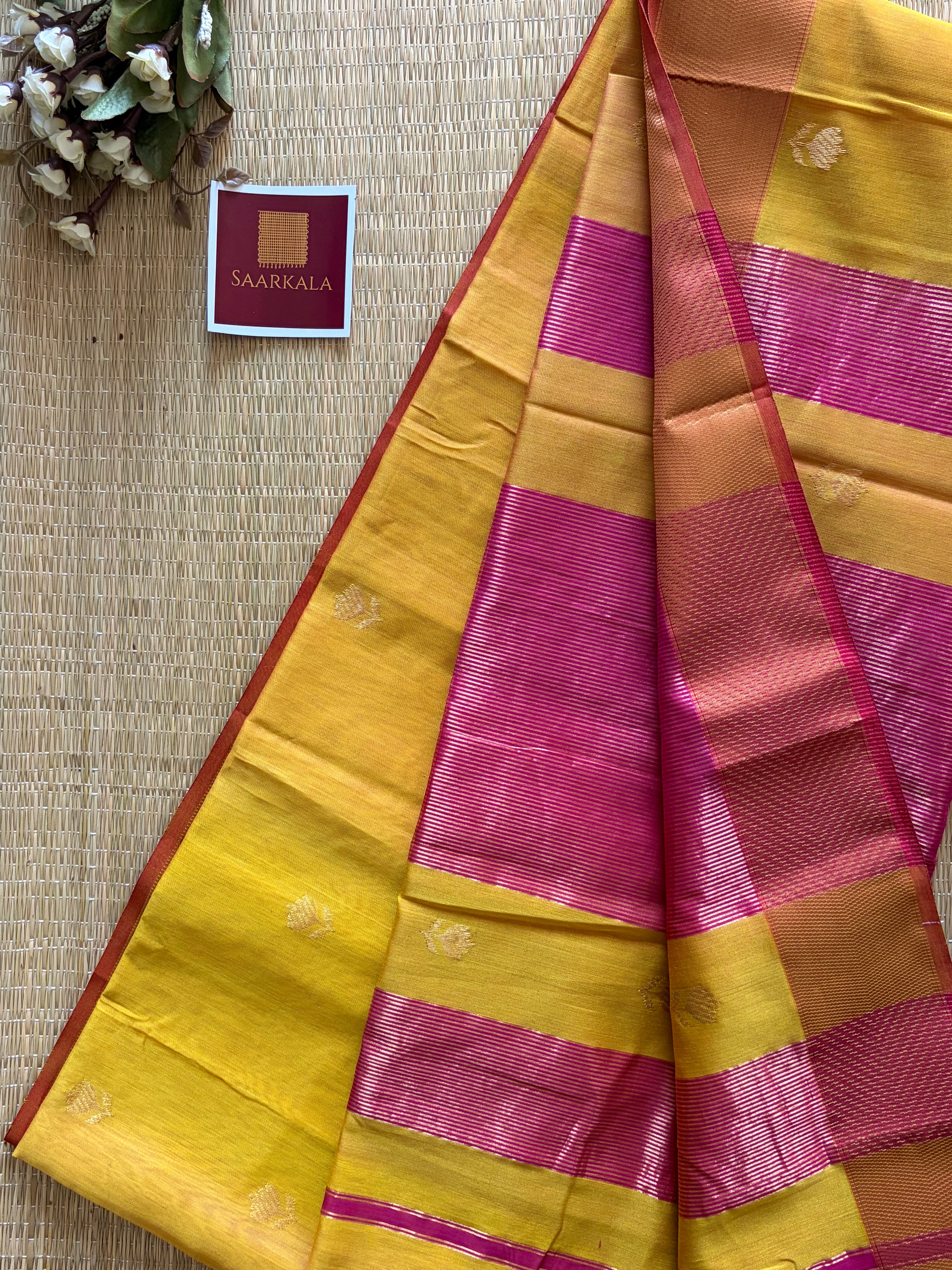 Mustard Gold Maheshwari saree with Lotus Butta Handlom Saree