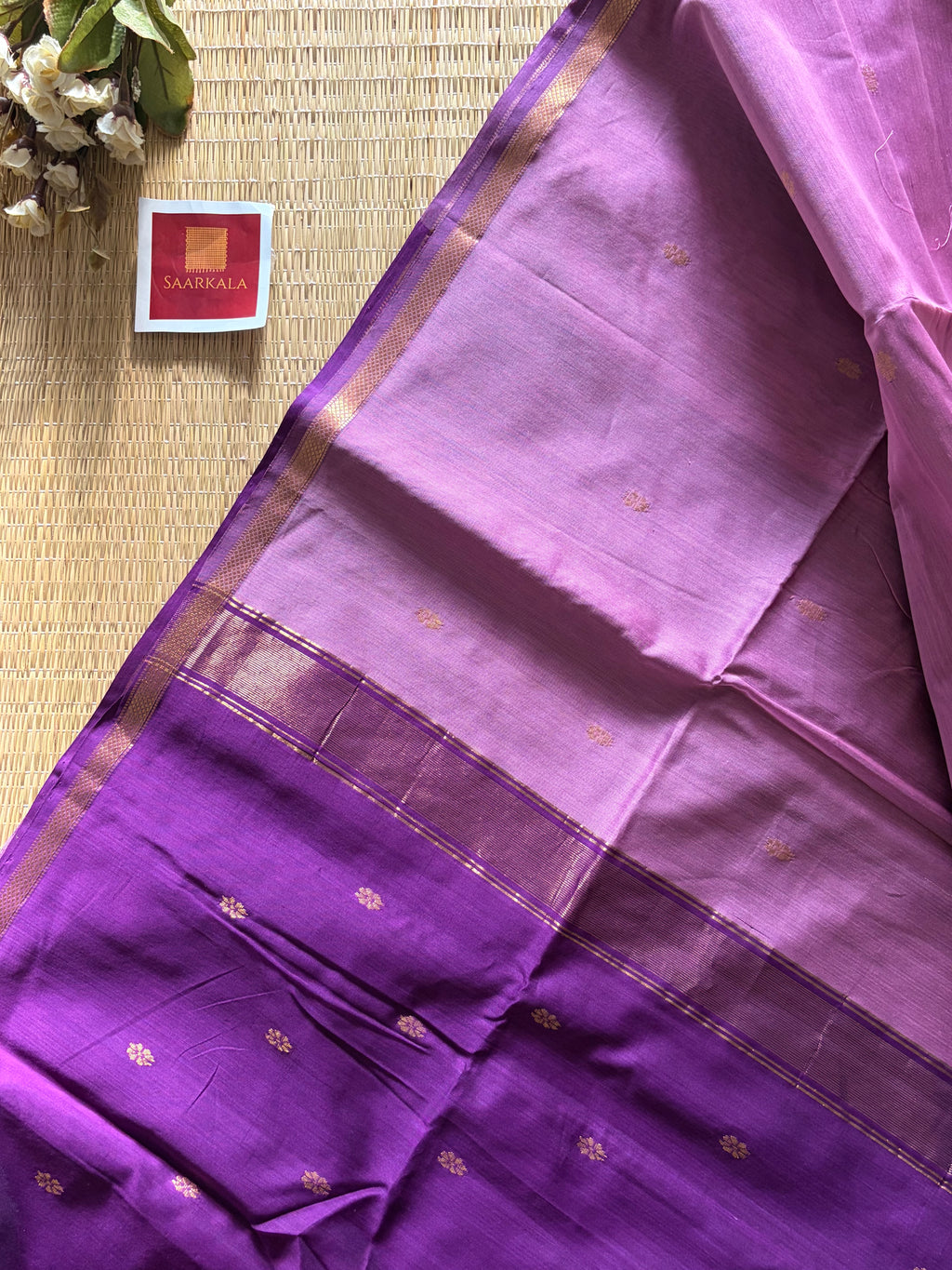 Malayi Lilac Light Purple Maheshwari Handwoven Saree