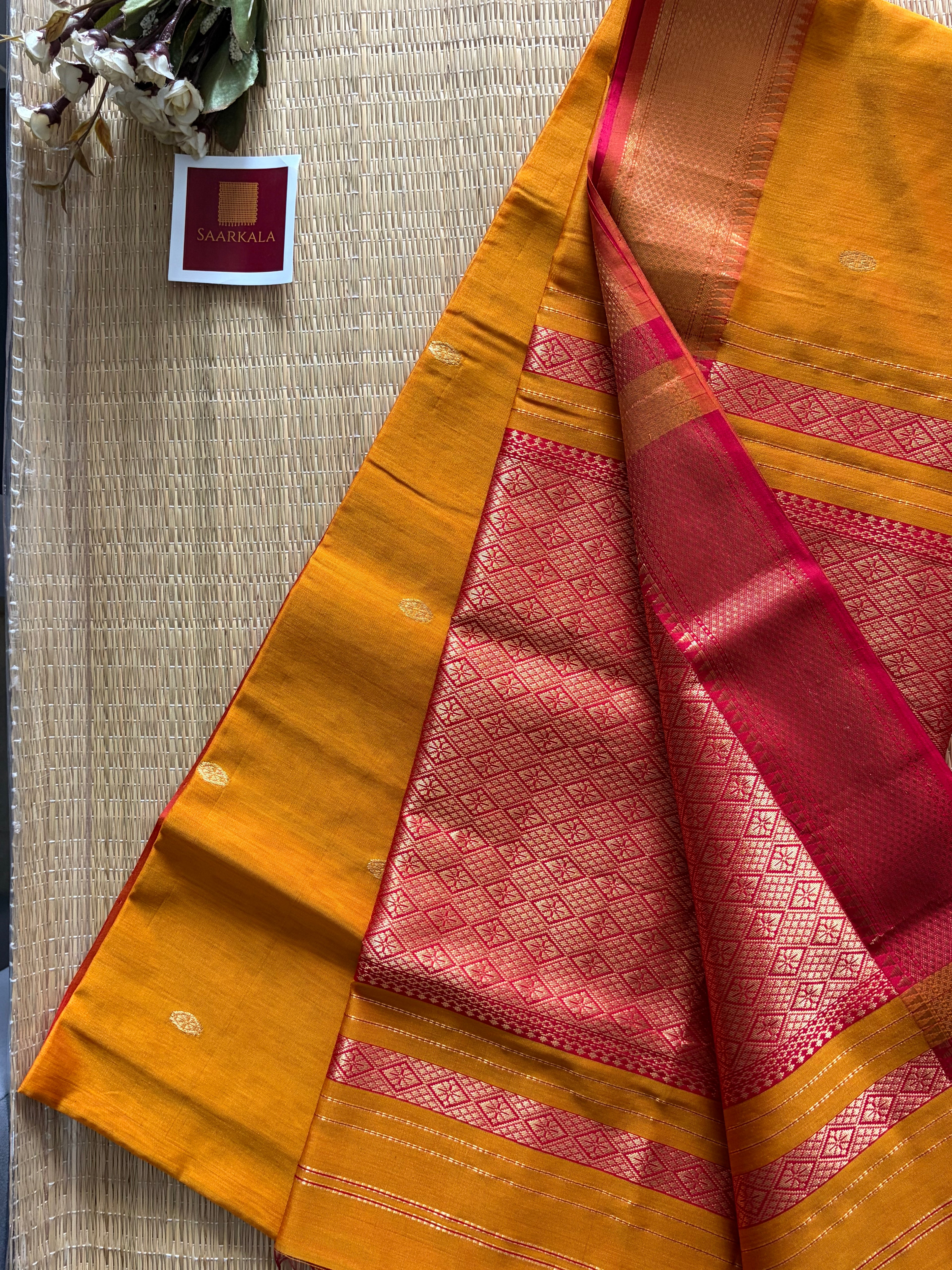 Jala Pallu Mustard Maheshwari Handloom Saree