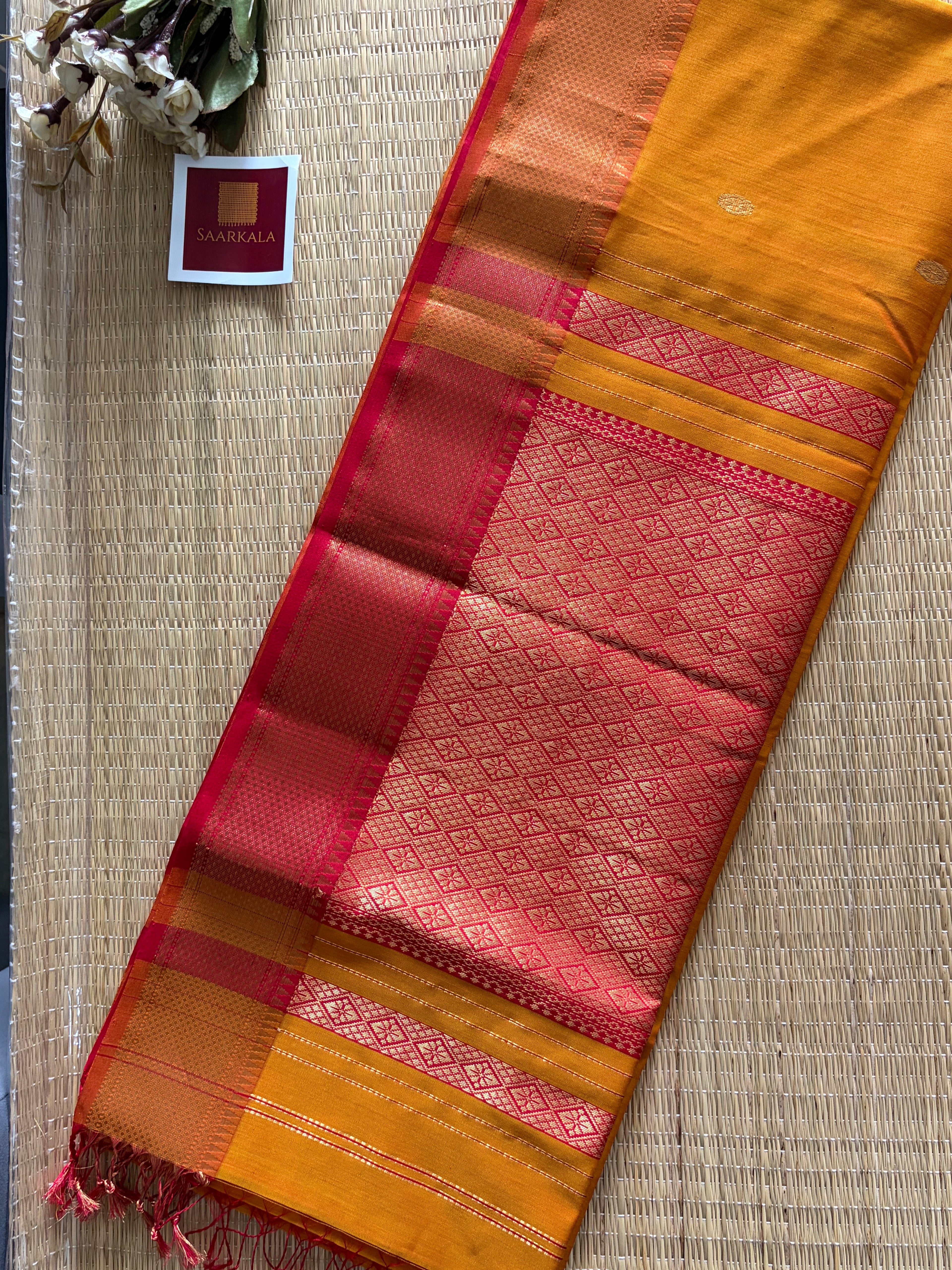 Jala Pallu Mustard Maheshwari Handloom Saree