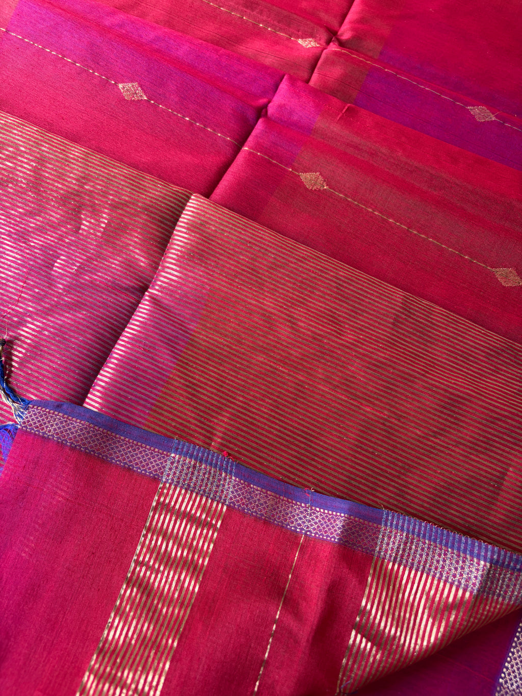 Pink Magenta Dual Shaded Maheshwari Handwoven Saree with Gold Zari Border