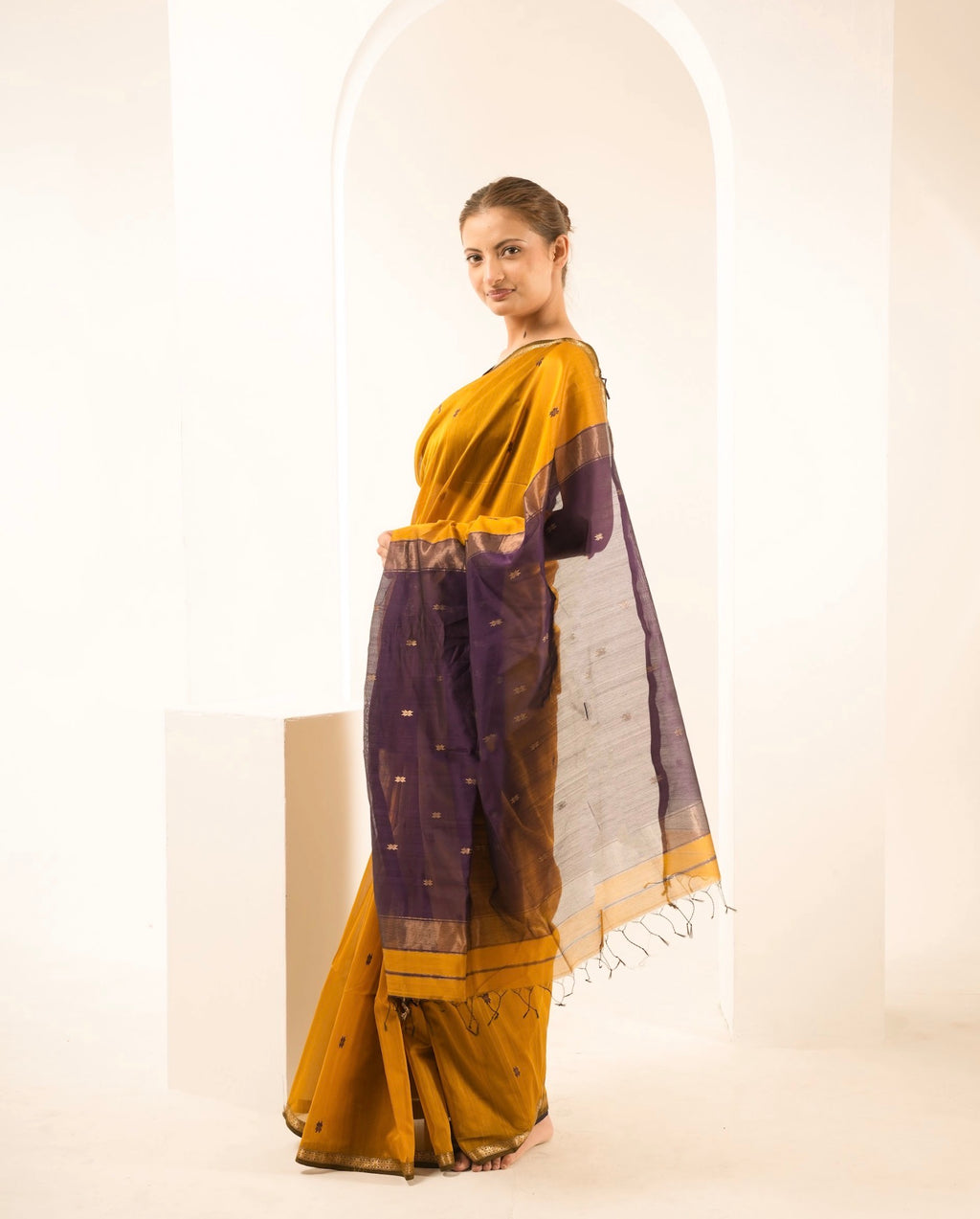 Chameli Mustard Purple Maheshwari Handloom Saree