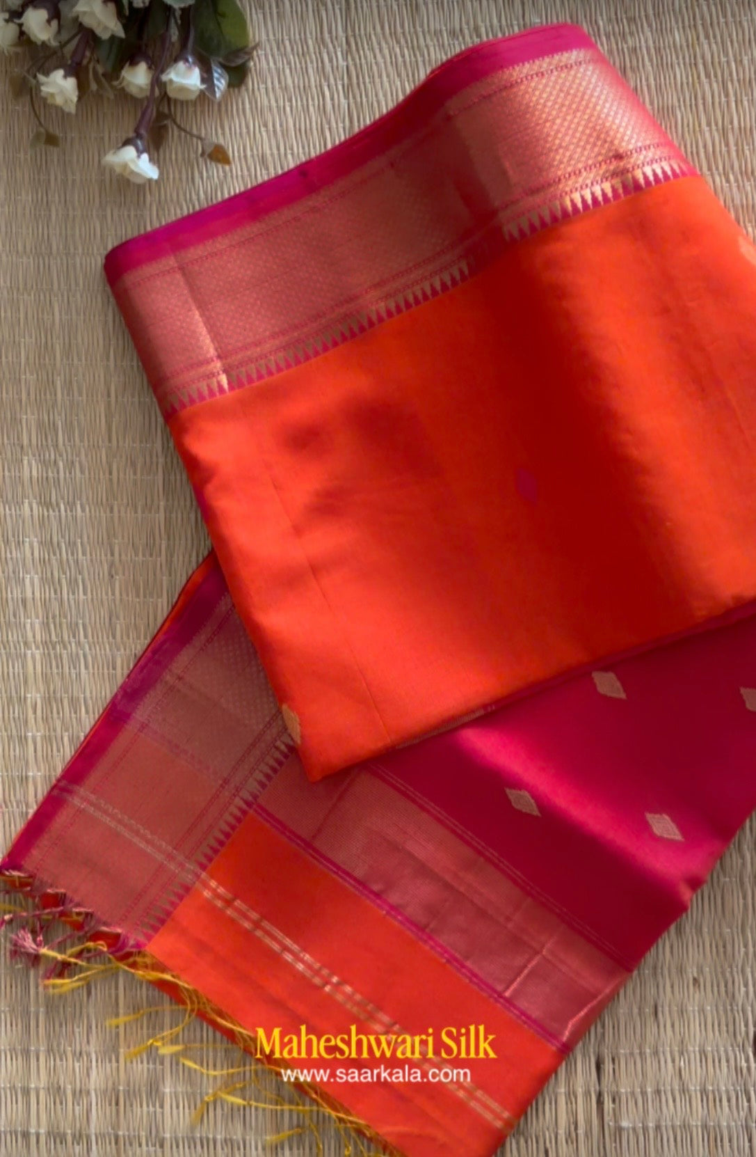 Karvath Orange Pink Maheshwari Handloom Saree