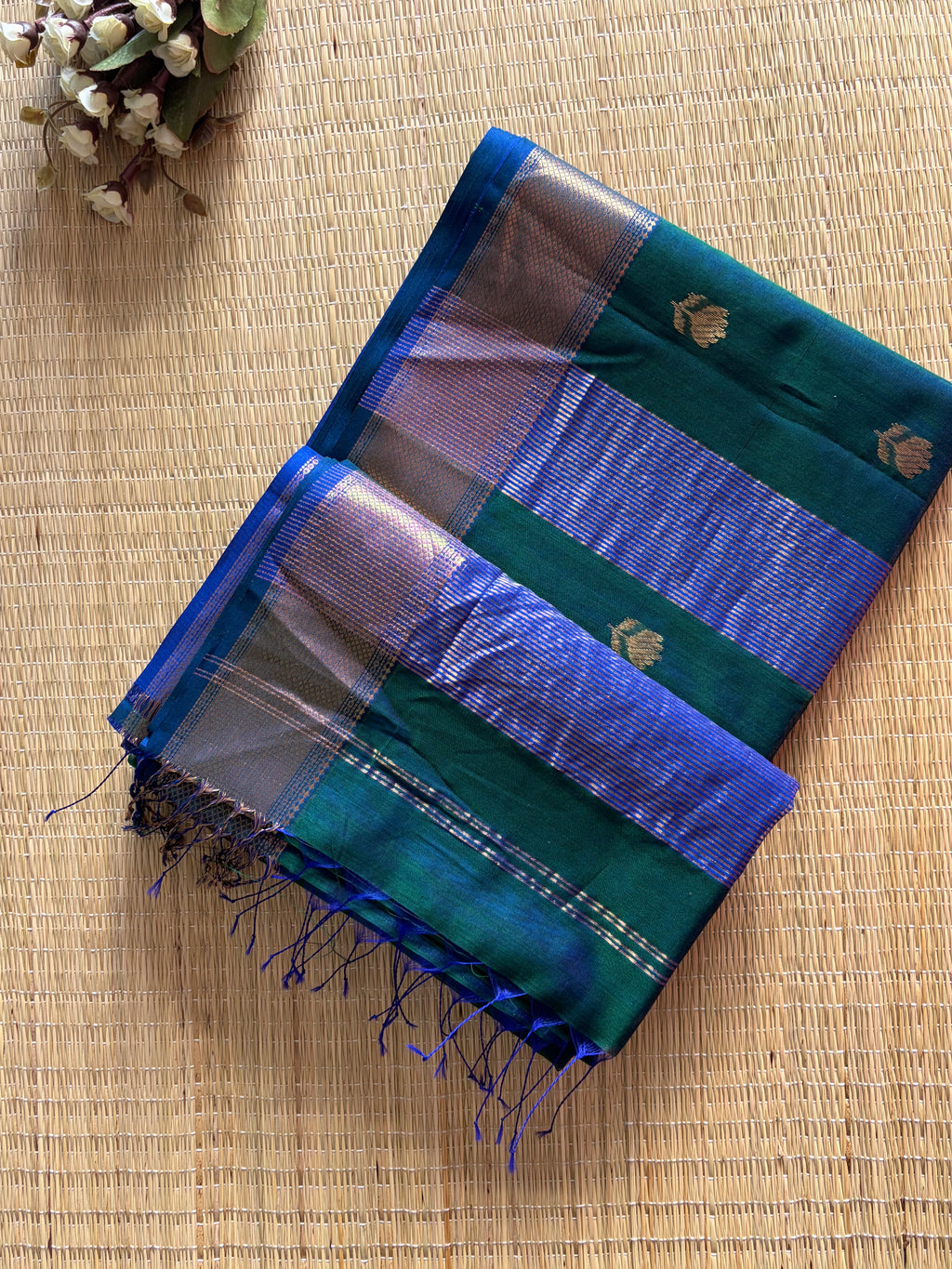 Morpankhi Lotus Maheshwari Handloom Saree