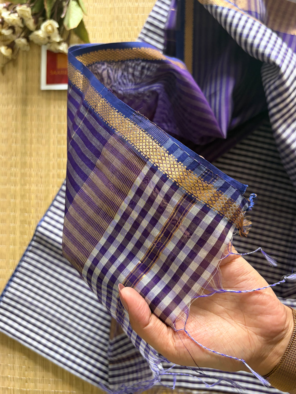 Gingham Lilac Purple Maheshwari Handloom Saree
