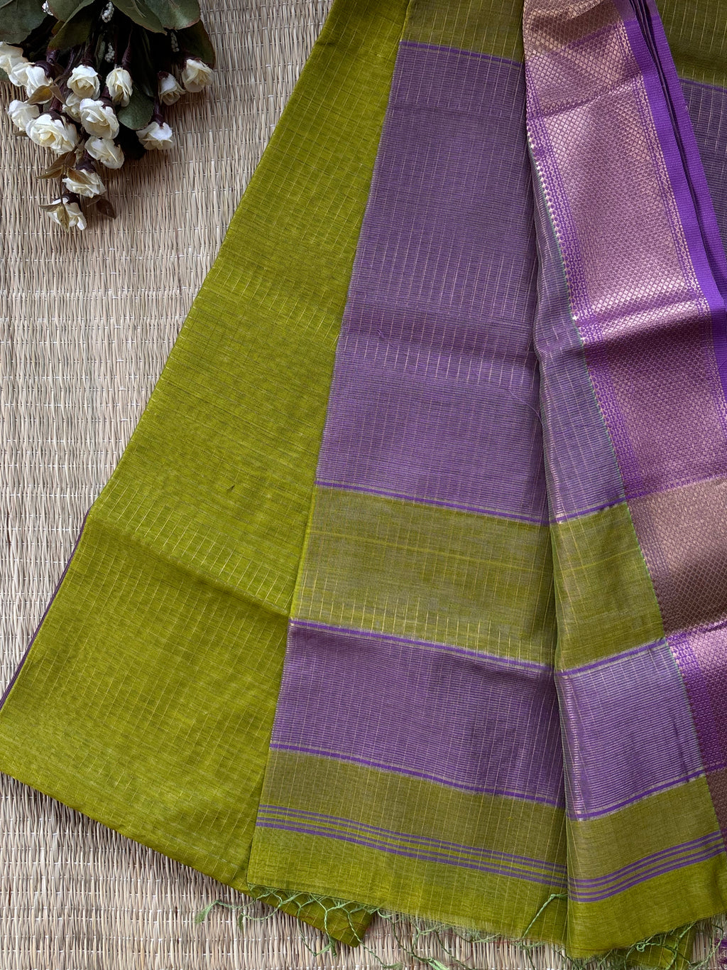 Checks Lilac Maheshwari Handloom Saree