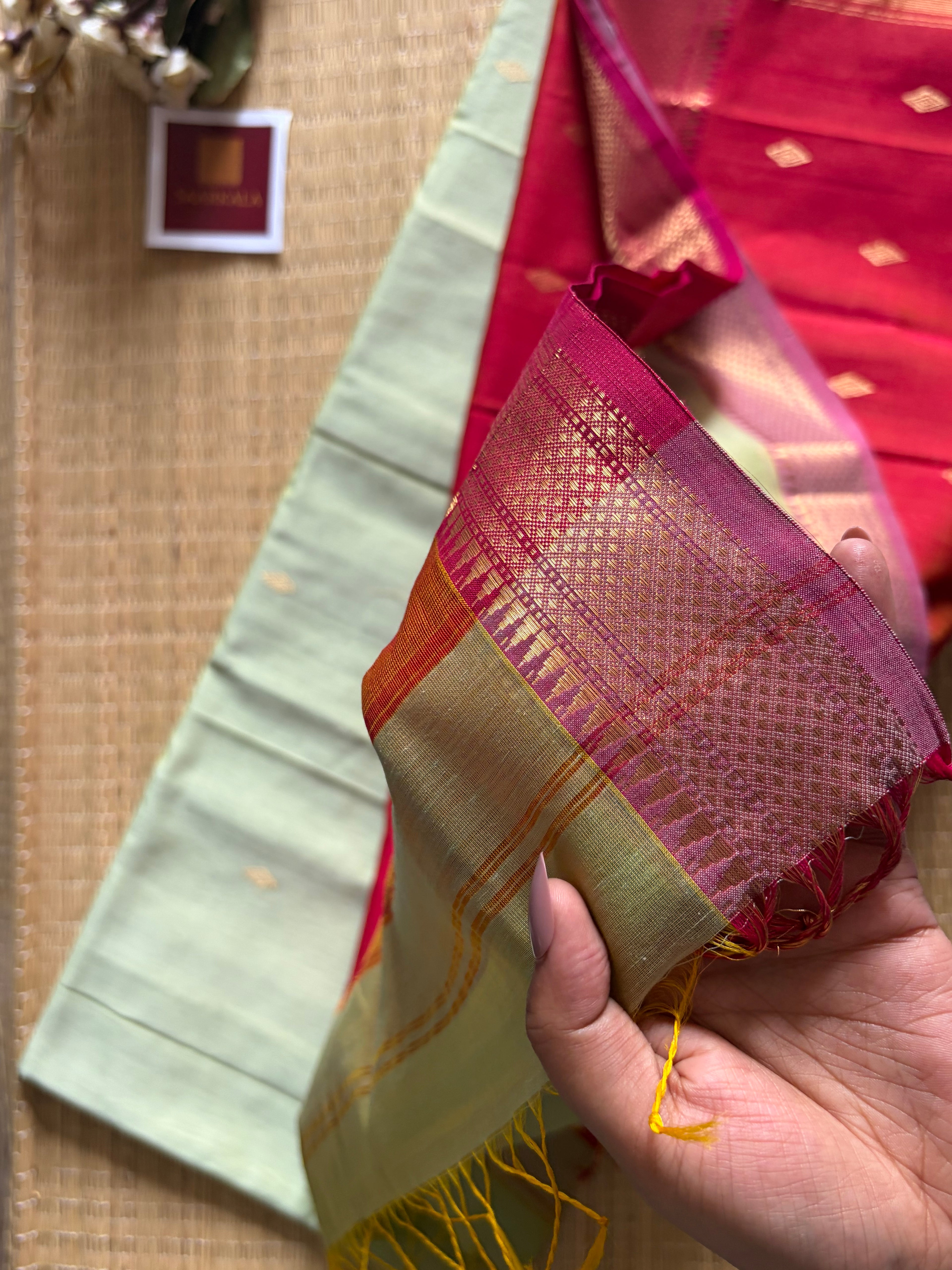 Diamond Pista Green and yellow mix tone Maheshwari Handloom Saree