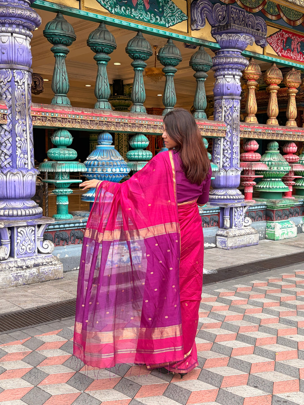 Malayi Magenta Purple Maheshwari Handwoven Saree