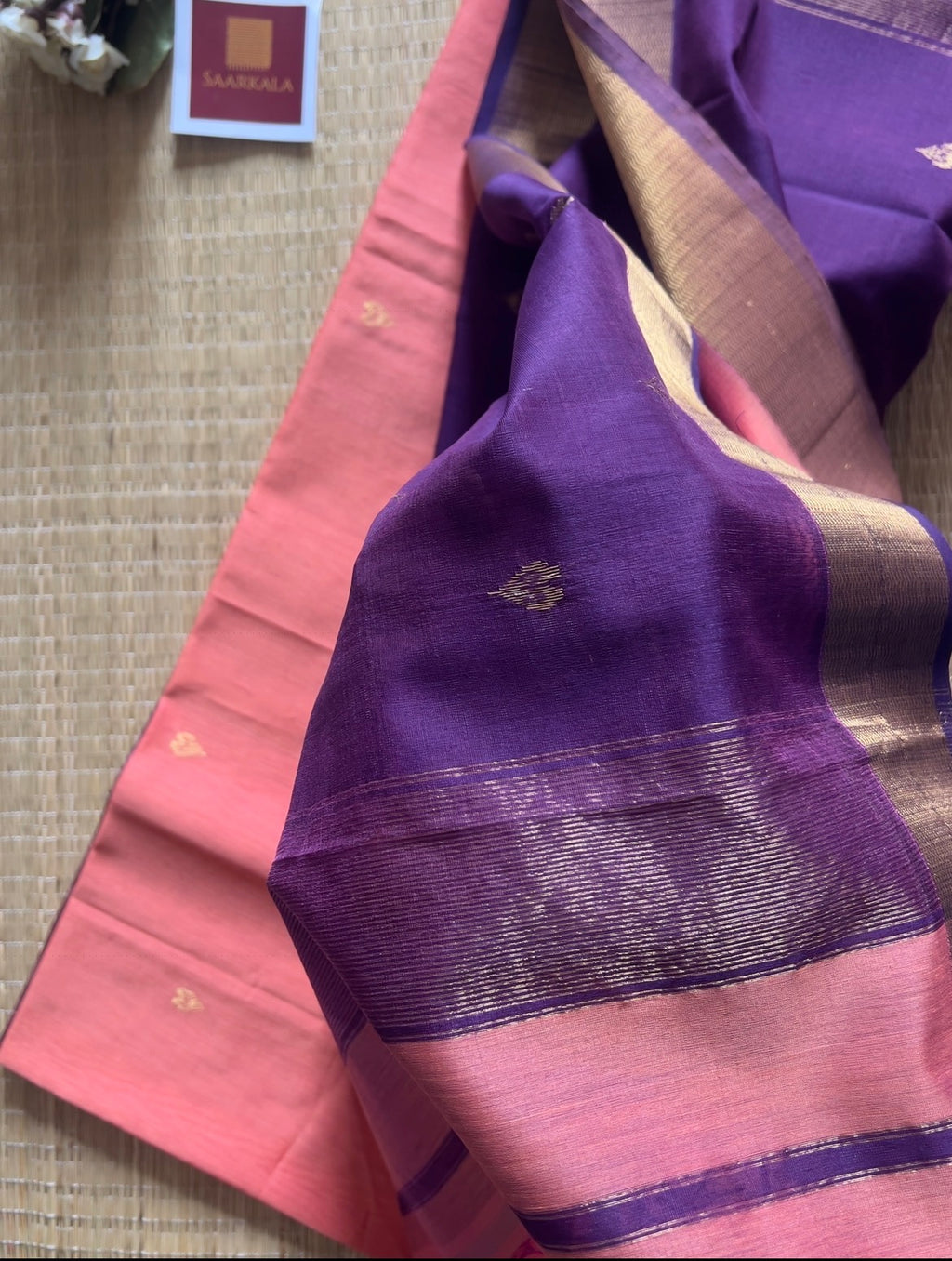 Heart Butti Gajri Maheshwari Handloom Silk Cotton Saree