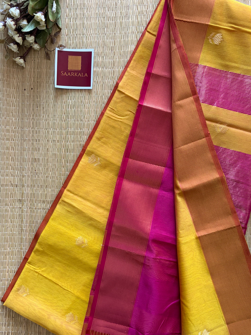 Mustard Gold Maheshwari saree with Lotus Butta Handlom Saree