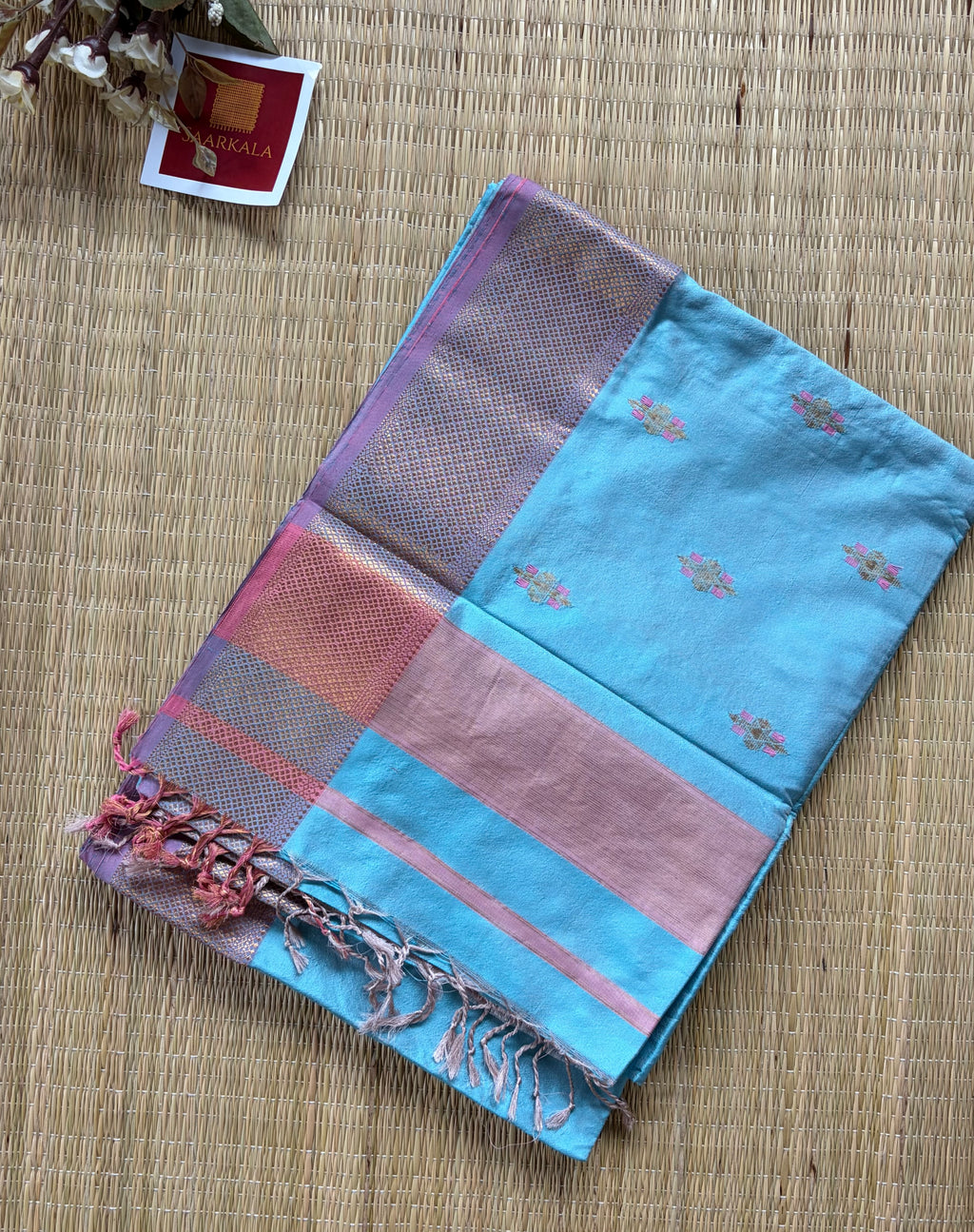 Ice Blue Pure Silk Pink Maheshwari Handloom Saree