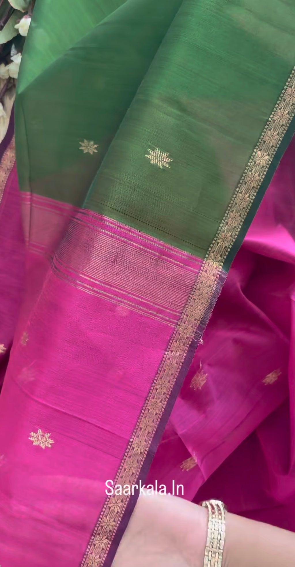 Green Pink Chameli Maheshwari Handloom Silk Cotton Saree