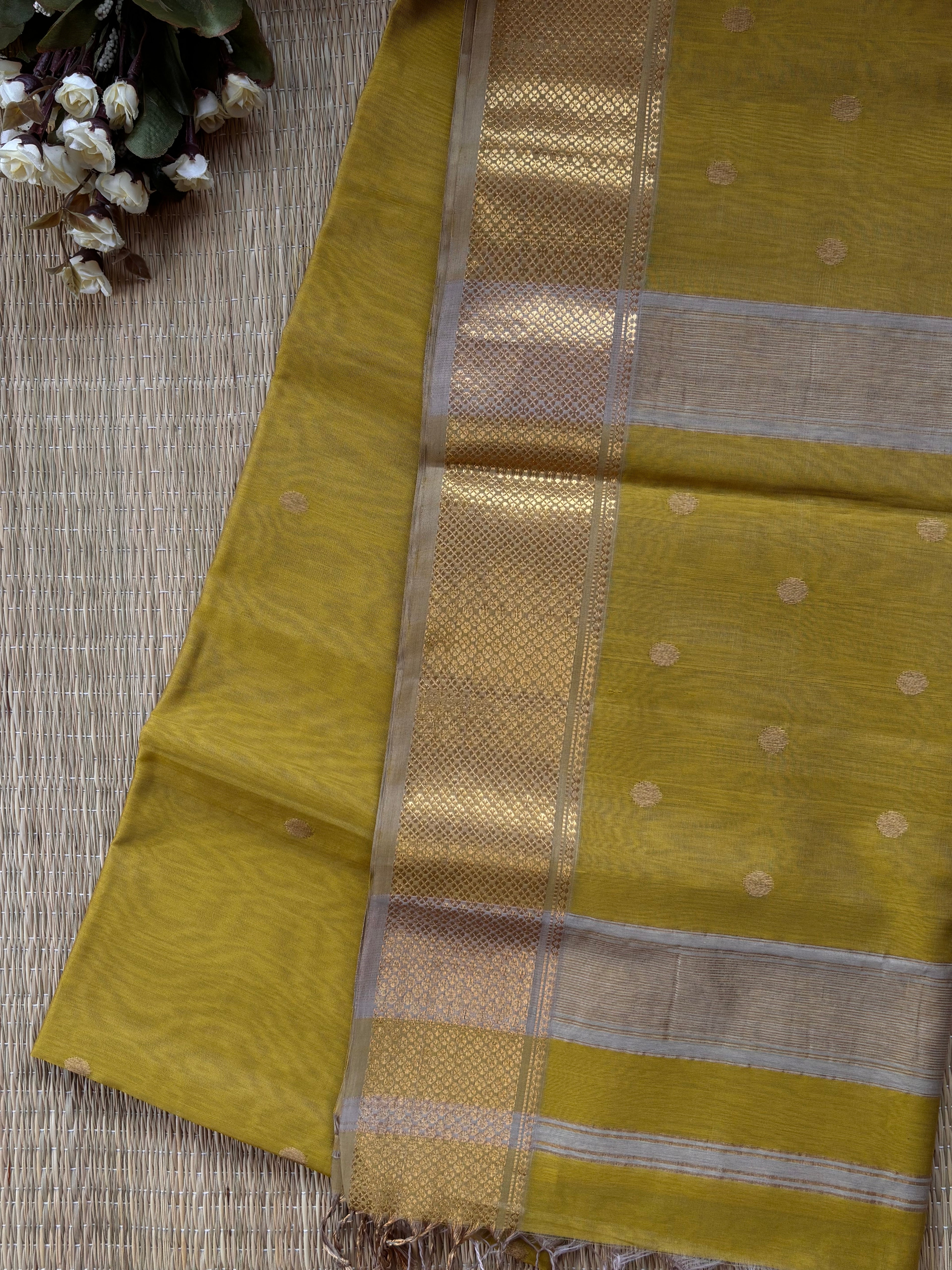 Sikka Butter Yellow Maheshwari Handloom Saree