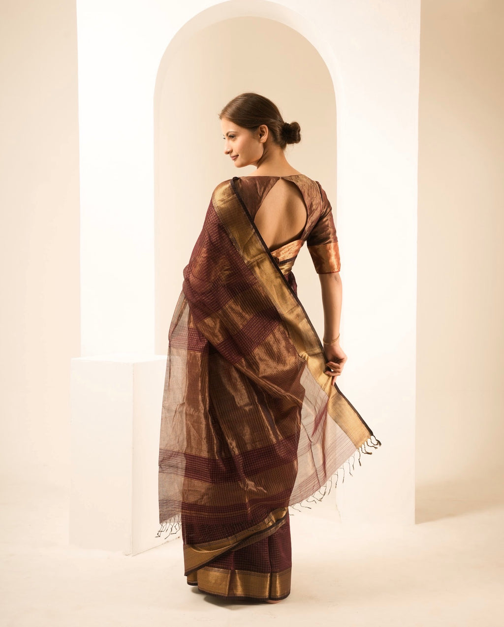 Checks Brown Maheshwari Handloom Saree