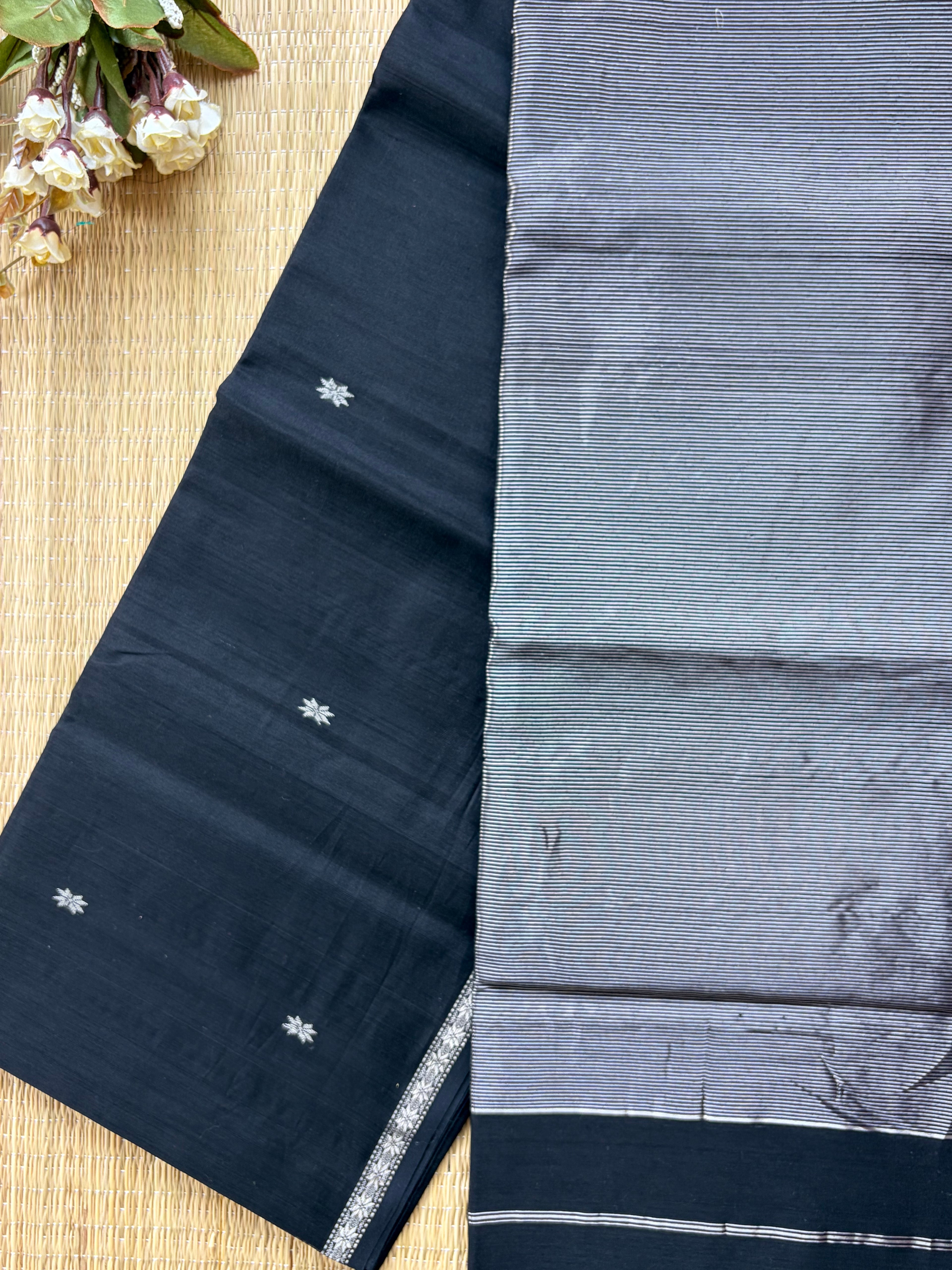 Chameli Silver Zari Black Maheshwari Handloom Saree