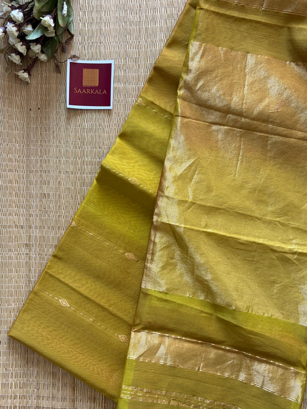 Mint Green Dual tone Shaded Maheshwari Handloom Silk Cotton Saree