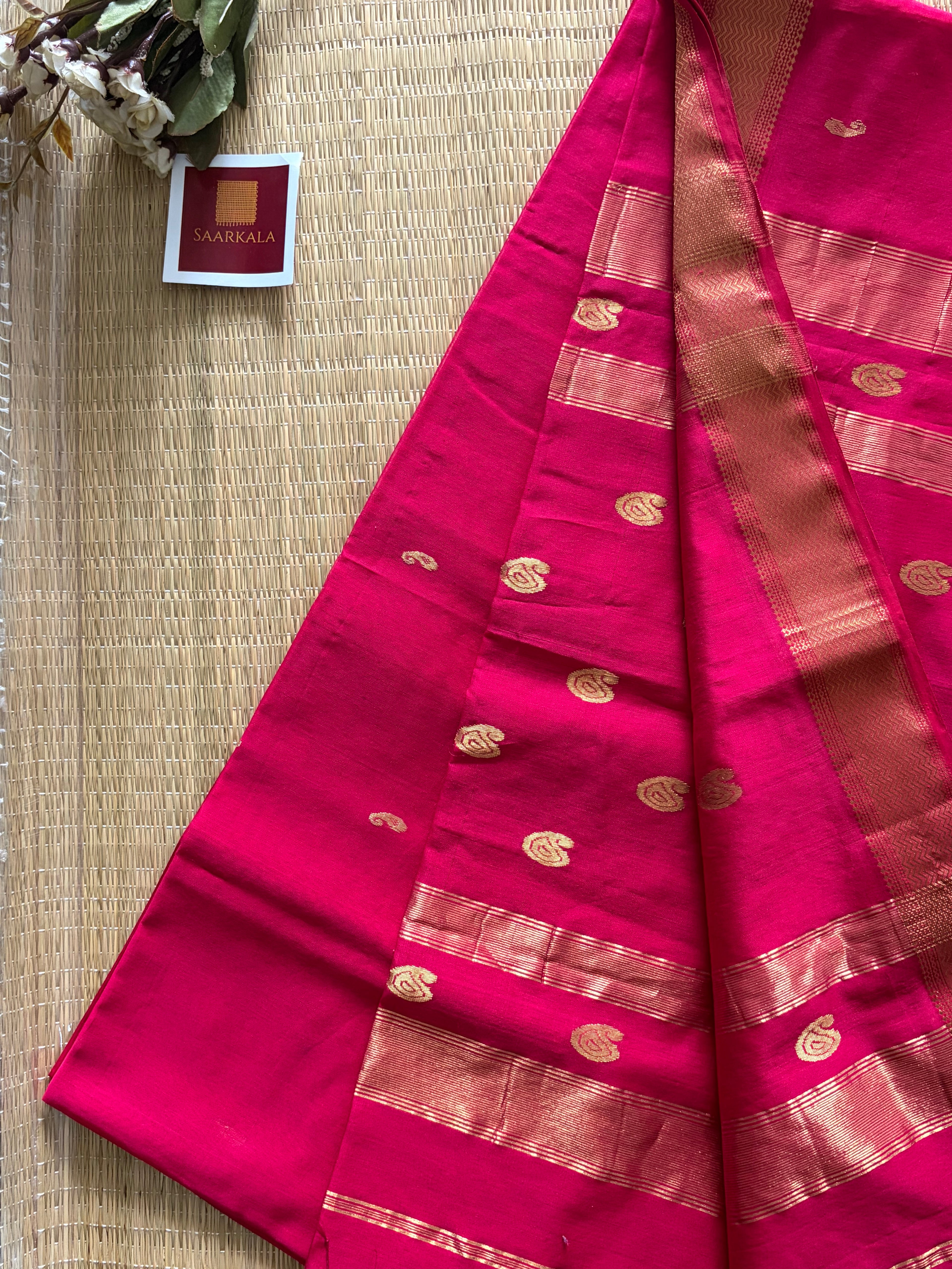 Kairi Buta Pink Maheshwari Handloom Saree