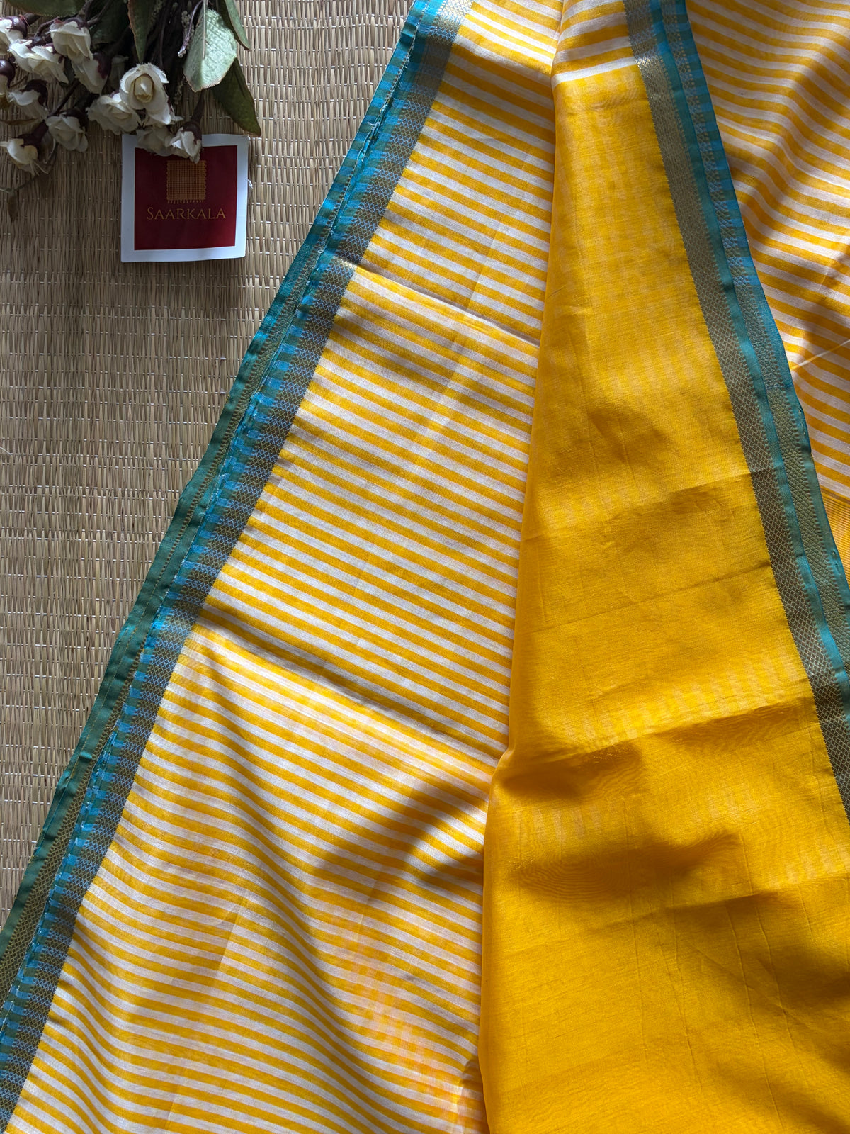 Gingham Butter Yellow Maheshwari Handloom Saree