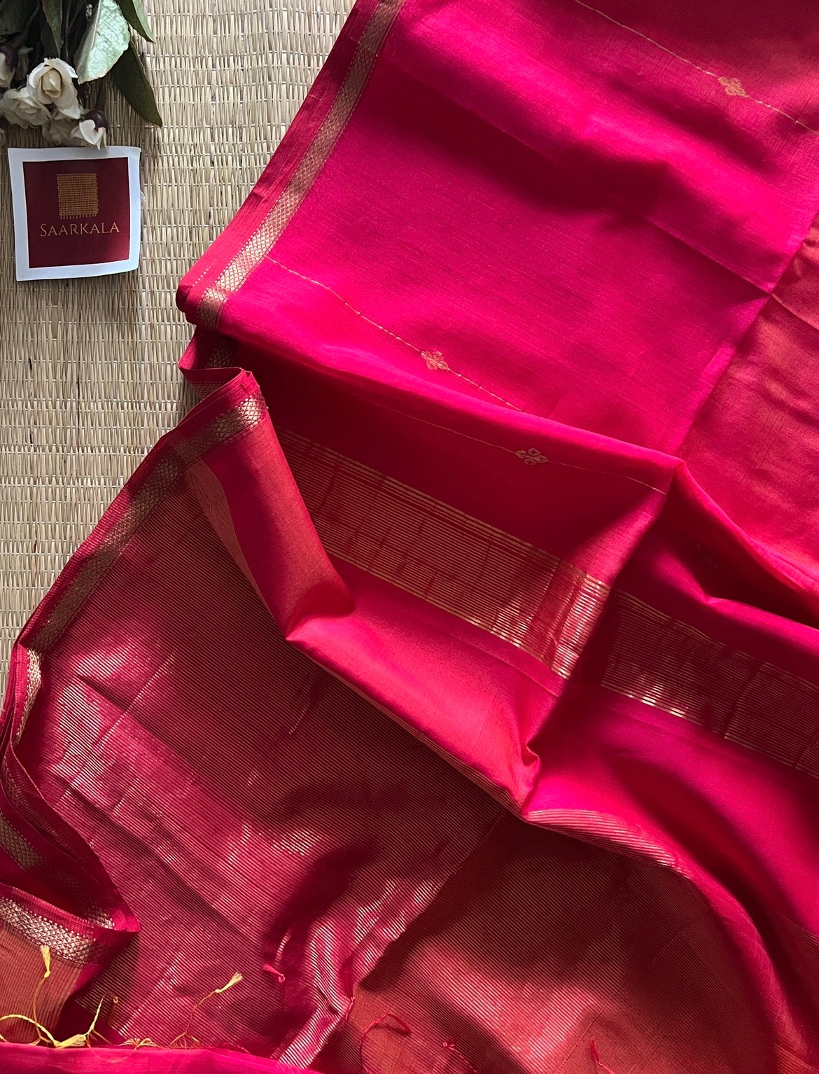 Noori Pink Shaded Maheshwari Silk & Cotton Pure Handloom Saree