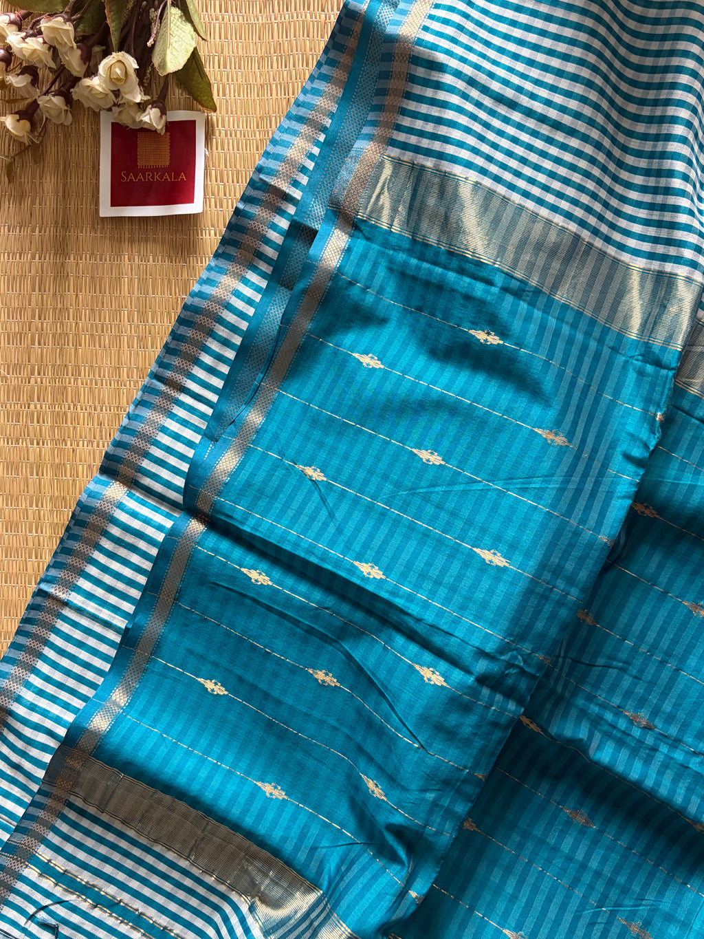 Gingham Rama Blue Maheshwari Handloom Saree