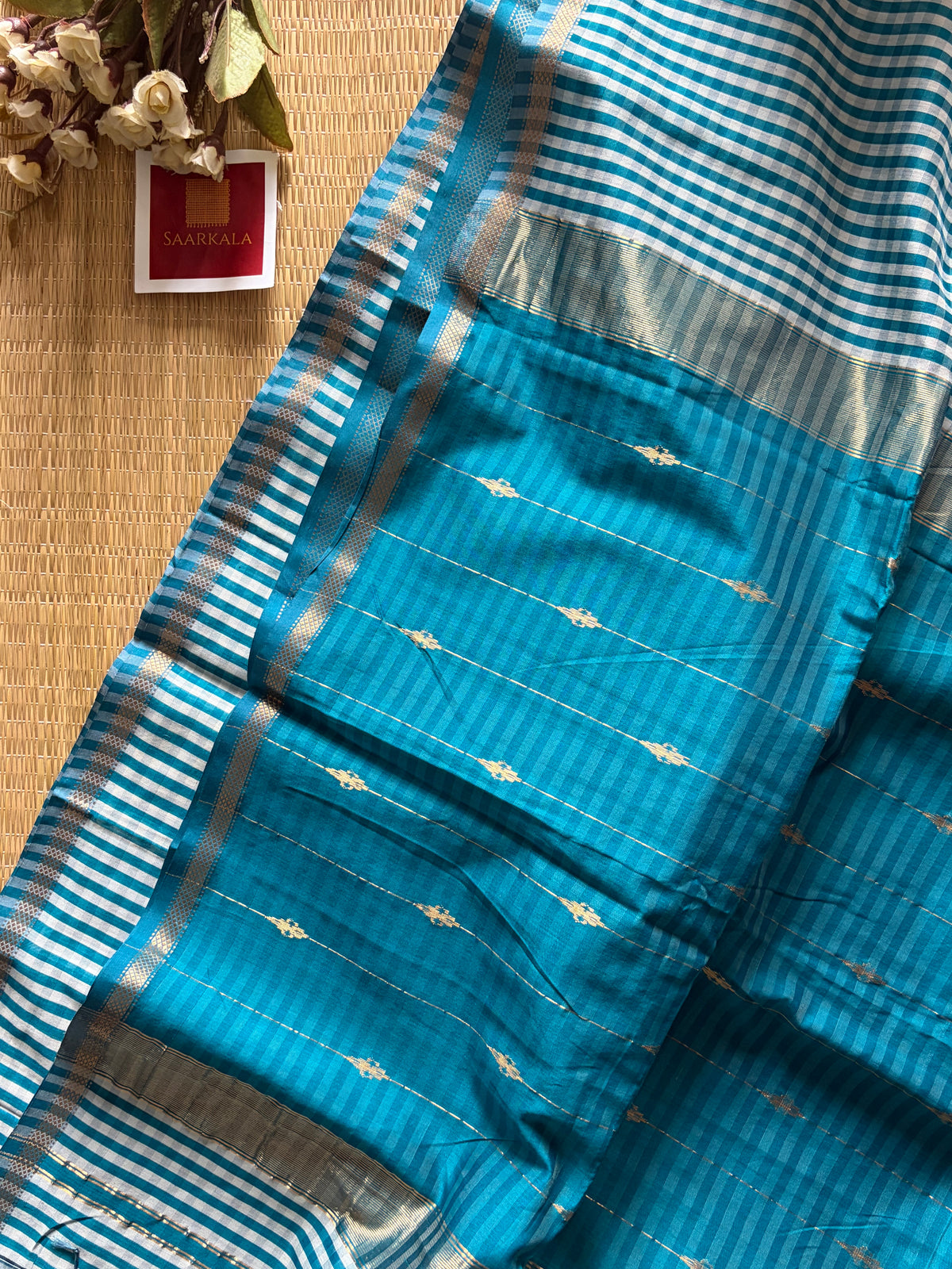 Gingham Rama Blue Maheshwari Handloom Saree