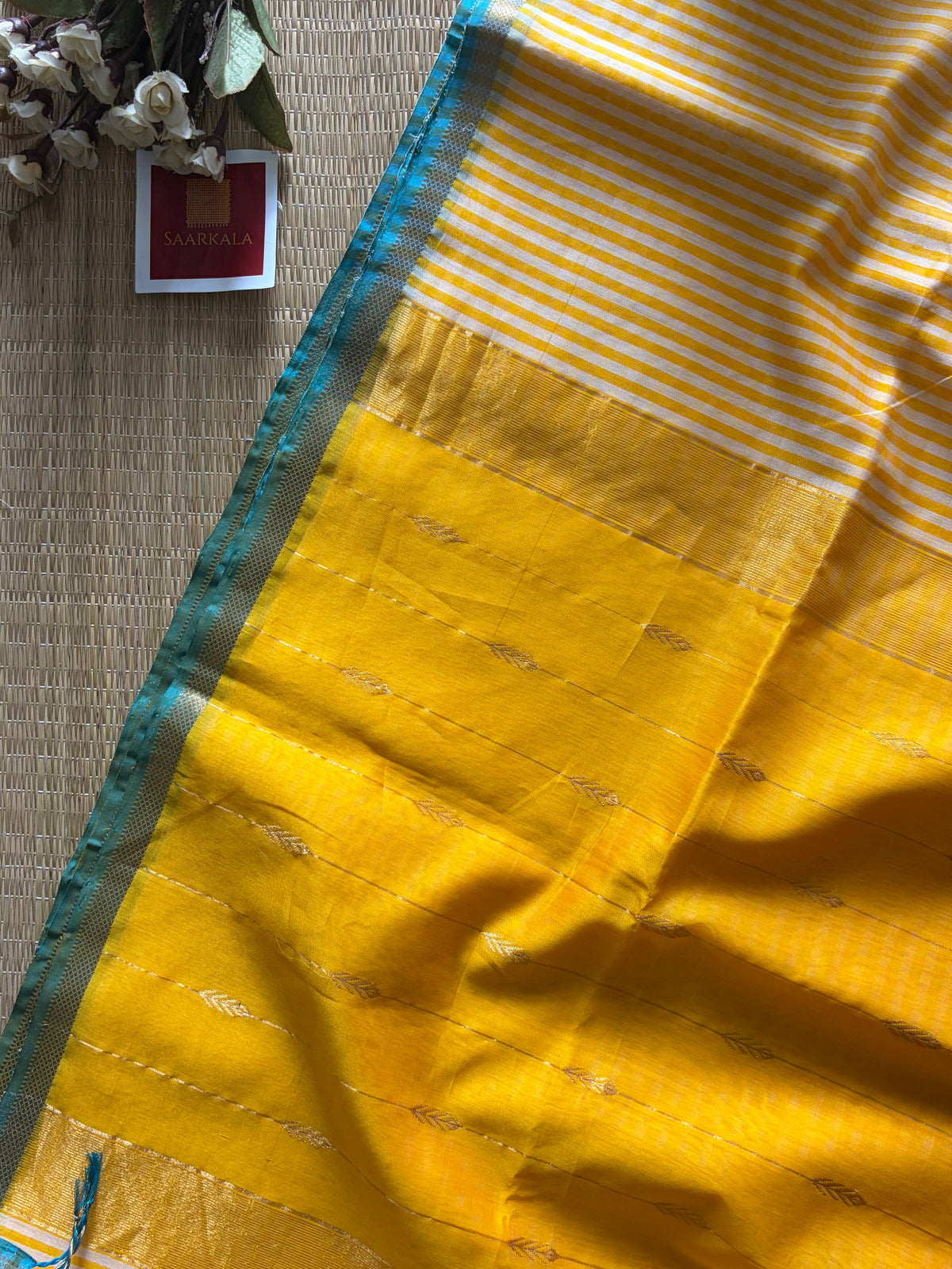 Gingham Butter Yellow Maheshwari Handloom Saree