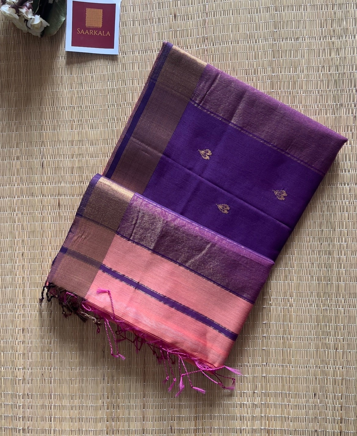 Heart Butti Gajri Maheshwari Handloom Silk Cotton Saree