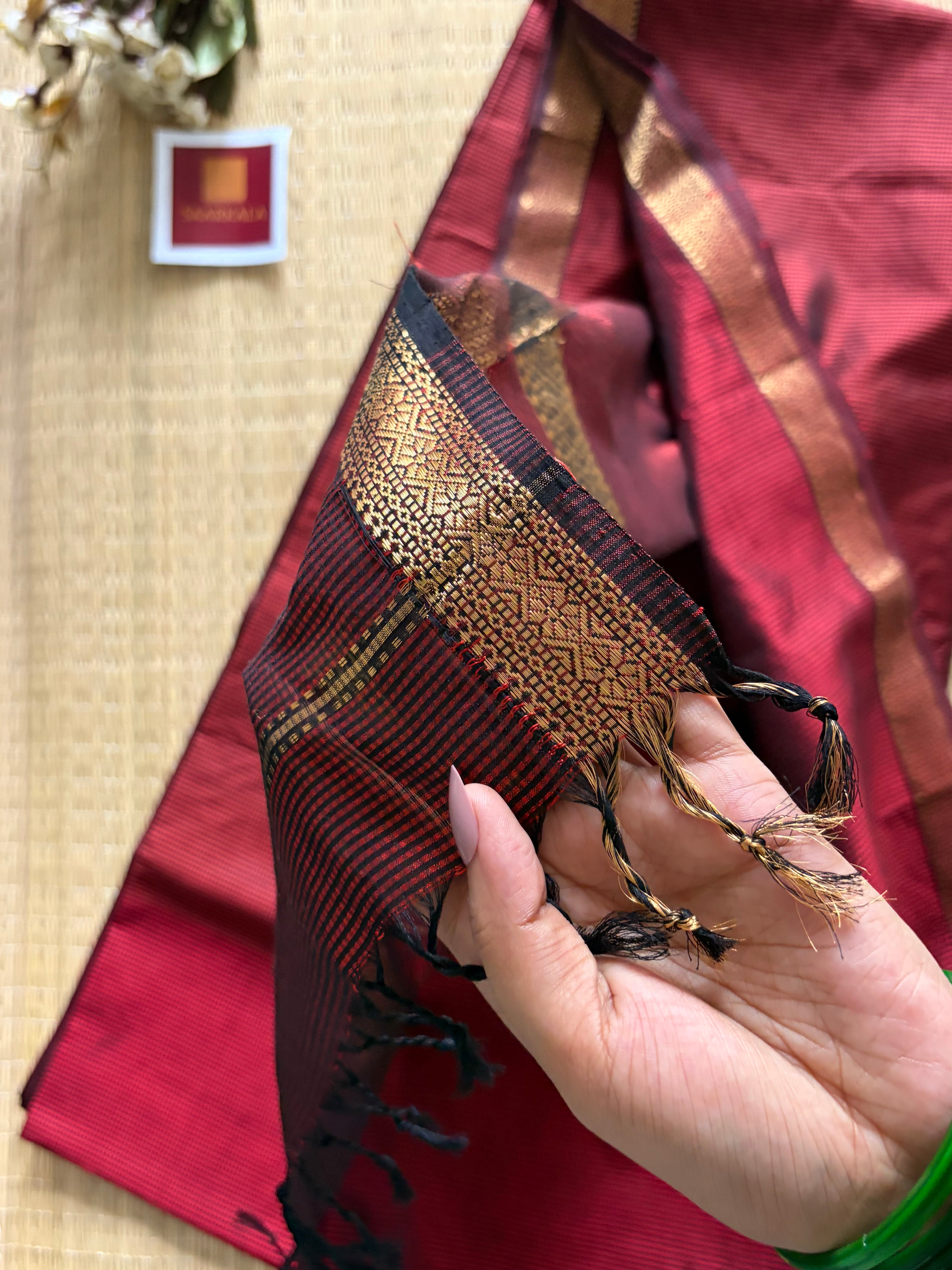 Garbh Reshmi Red Maheshwari Handloom Saree