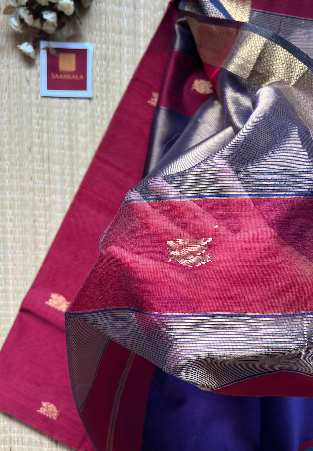 Morni Red Maheshwari Handloom Silk Cotton Saree