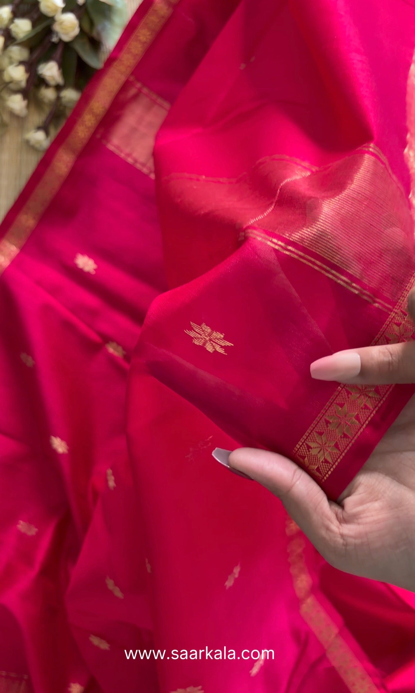 Chameli Self Pink Maheshwari Handloom Saree