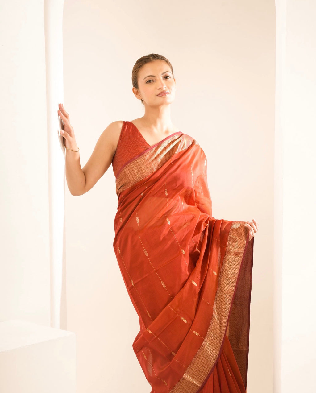 Rust Patti Maheshwari Handloom Saree