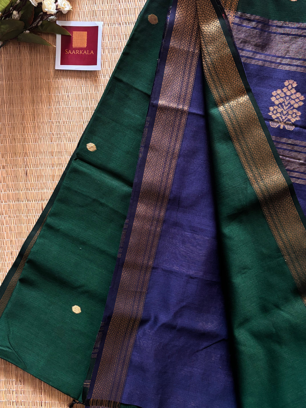 Floral Buta Blue & Green Maheshwari Handloom Saree